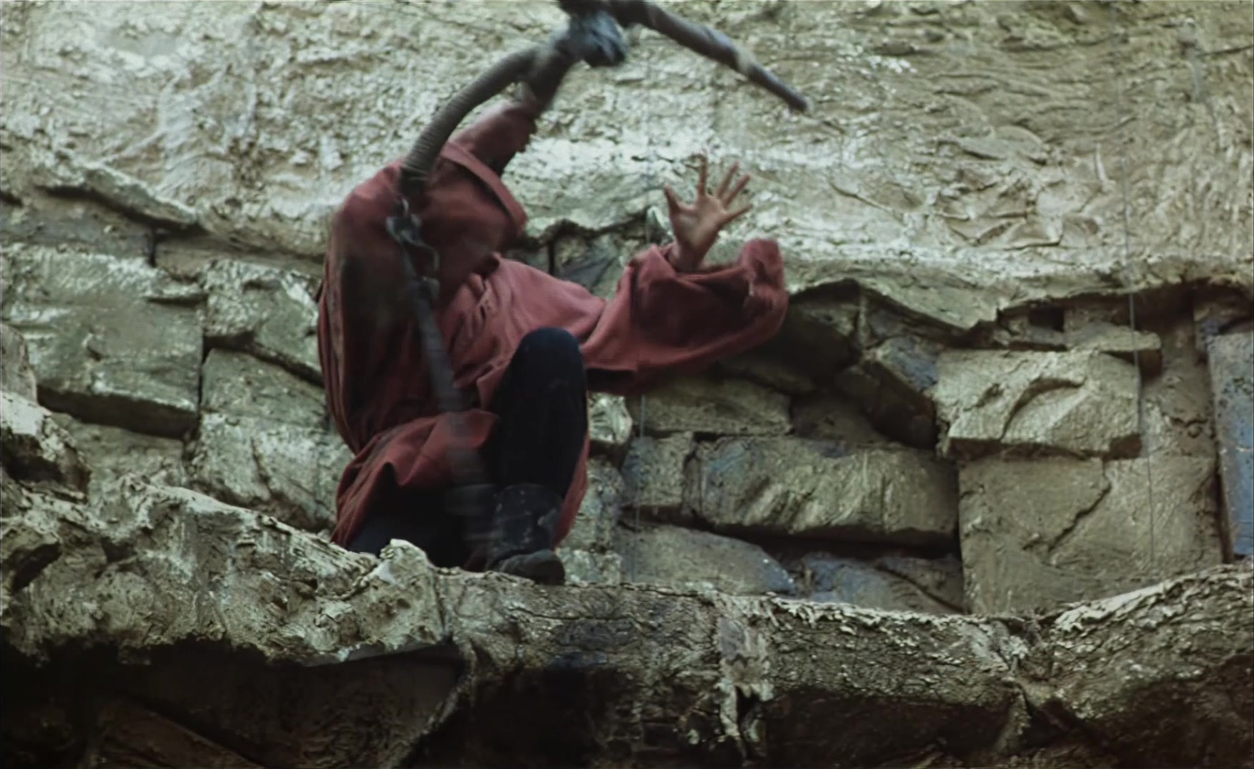 Es ist nicht leicht, ein Gott zu sein (1989), wide, 1.63:1 — film still
