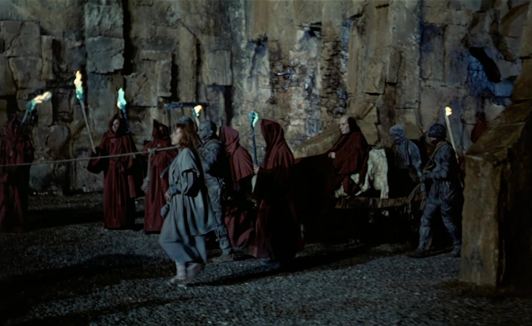 Es ist nicht leicht, ein Gott zu sein (1989), wide, 1.63:1 — film still