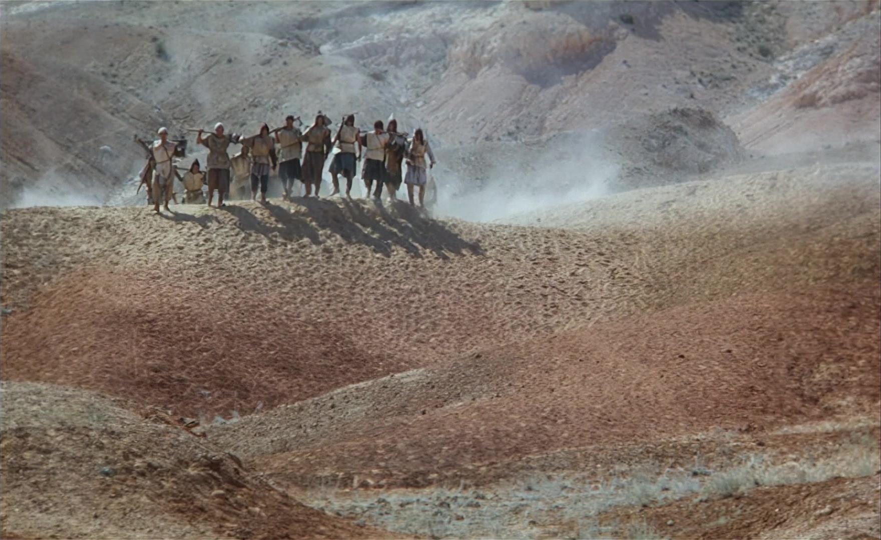 Es ist nicht leicht, ein Gott zu sein (1989), wide, 1.63:1 — film still