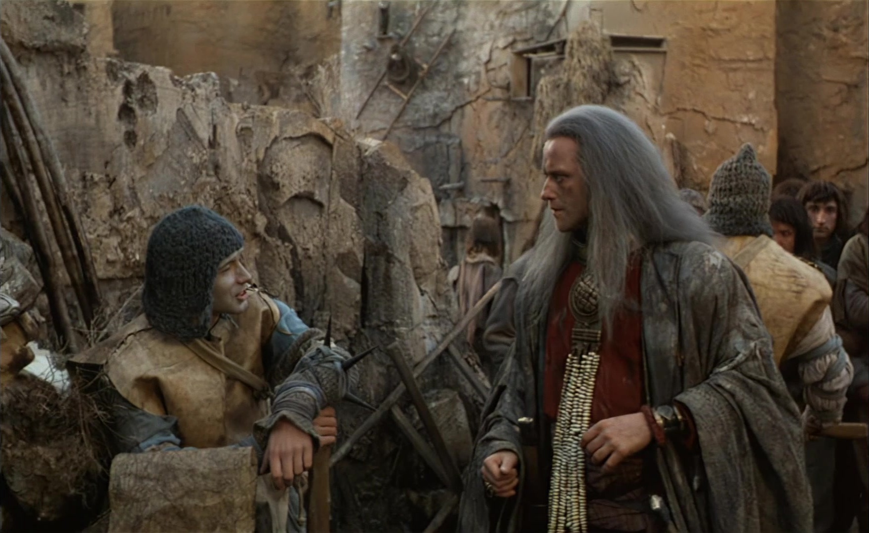 Es ist nicht leicht, ein Gott zu sein (1989), wide, 1.63:1 — film still