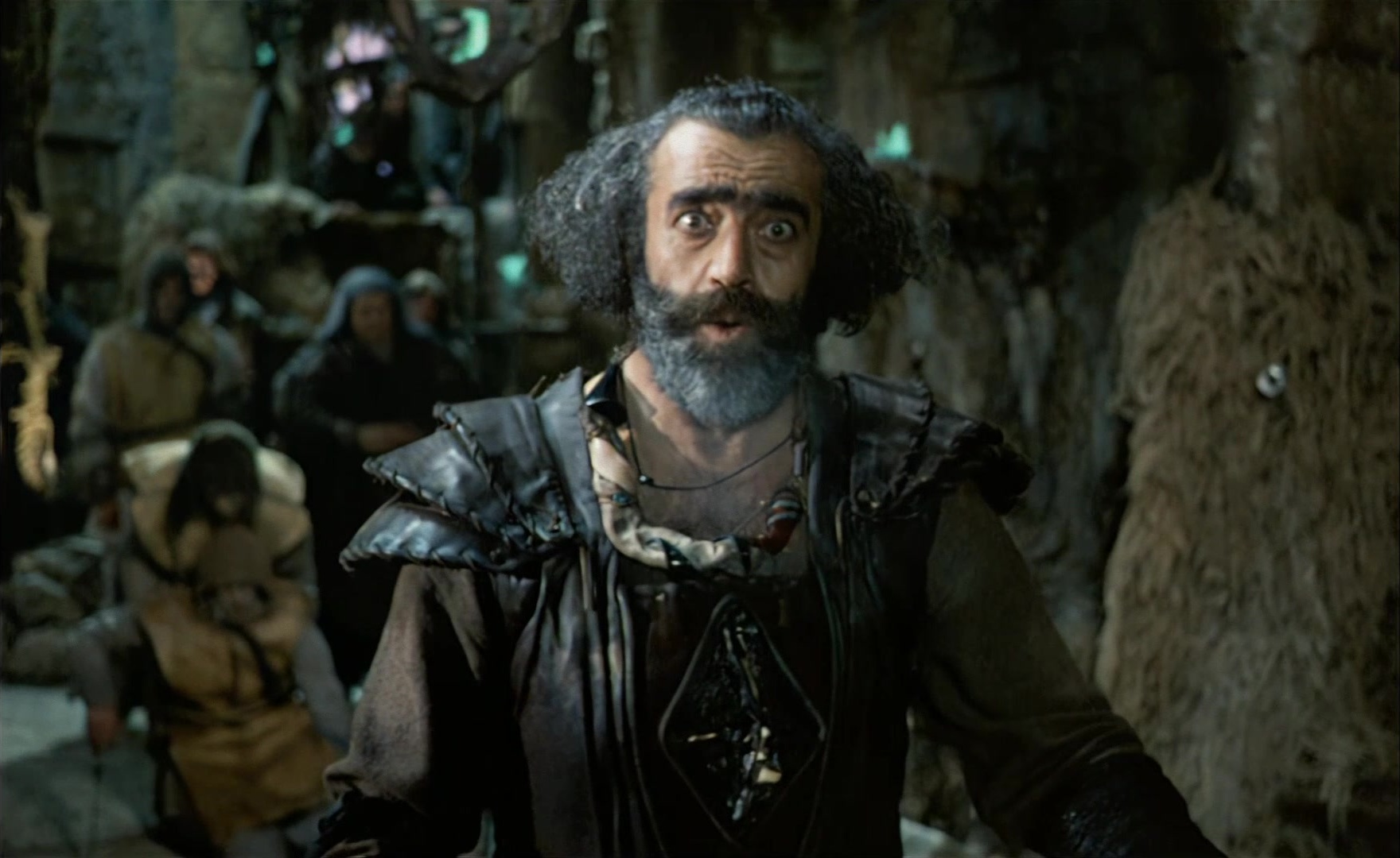 Es ist nicht leicht, ein Gott zu sein (1989), wide, 1.63:1 — film still