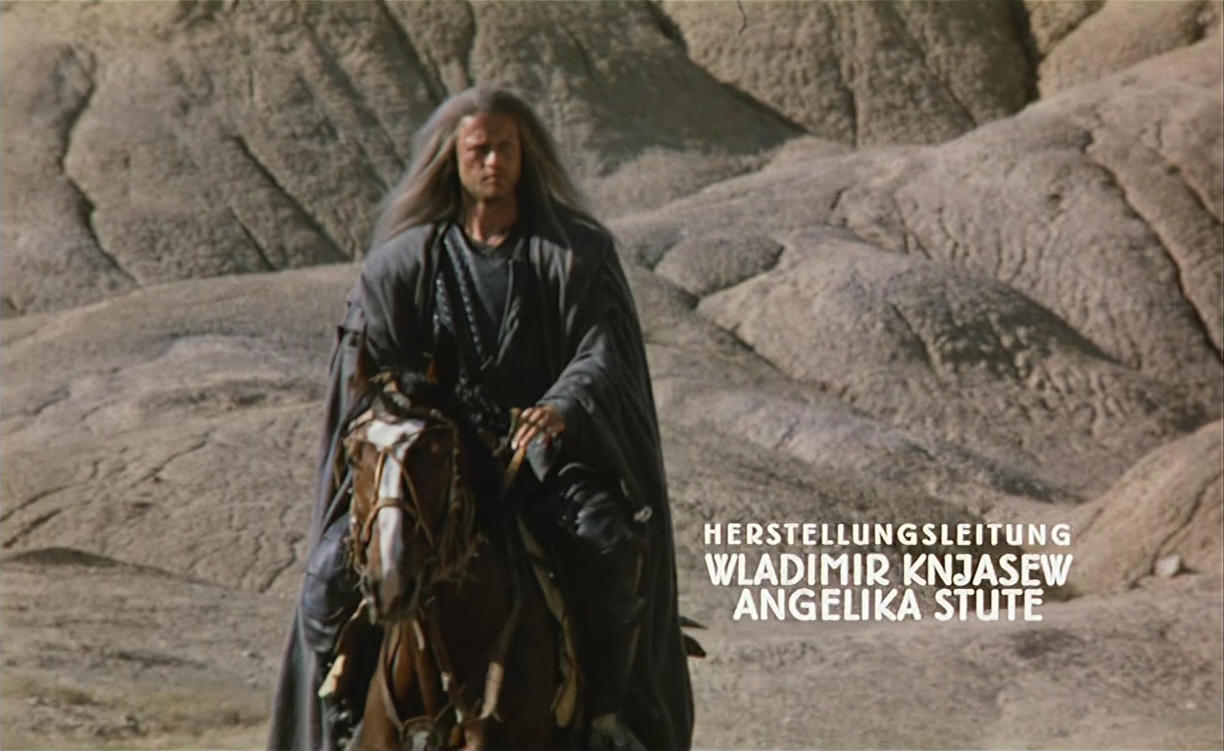 Es ist nicht leicht, ein Gott zu sein (1989), medium, 1.63:1 — film still