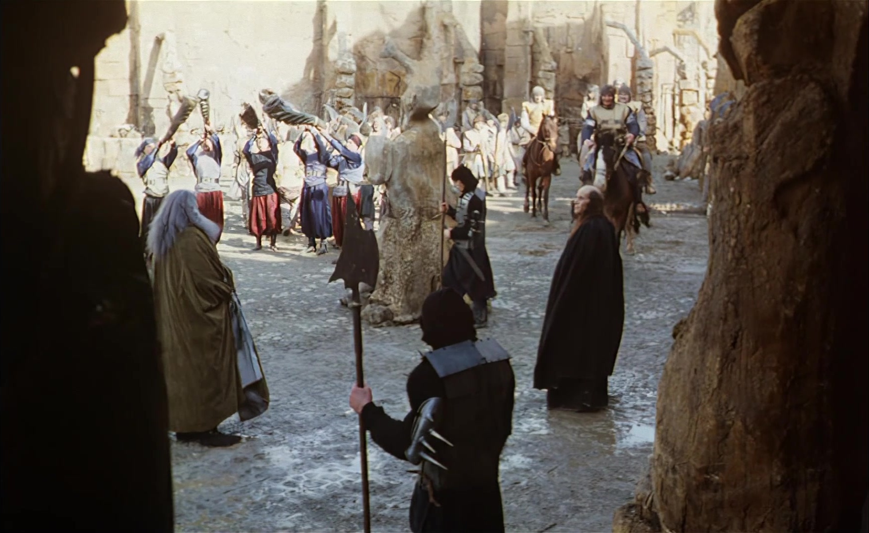 Es ist nicht leicht, ein Gott zu sein (1989), wide, 1.63:1 — film still