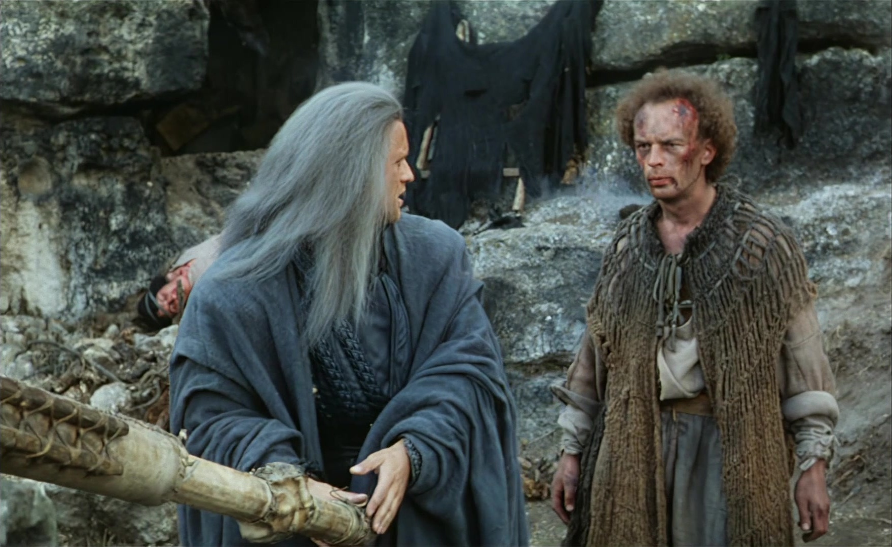 Es ist nicht leicht, ein Gott zu sein (1989), wide, 1.63:1 — film still