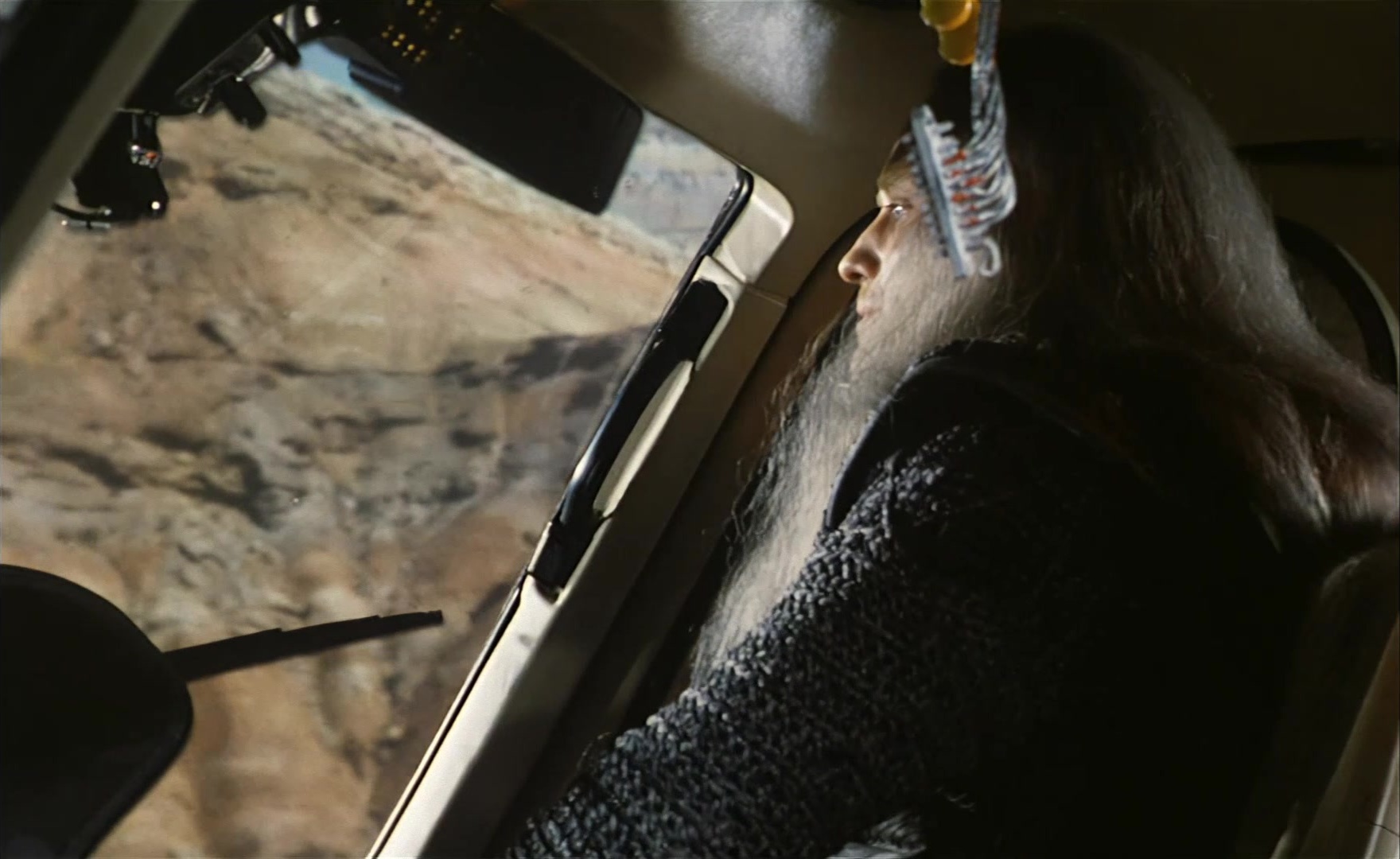 Es ist nicht leicht, ein Gott zu sein (1989), wide, 1.63:1 — film still