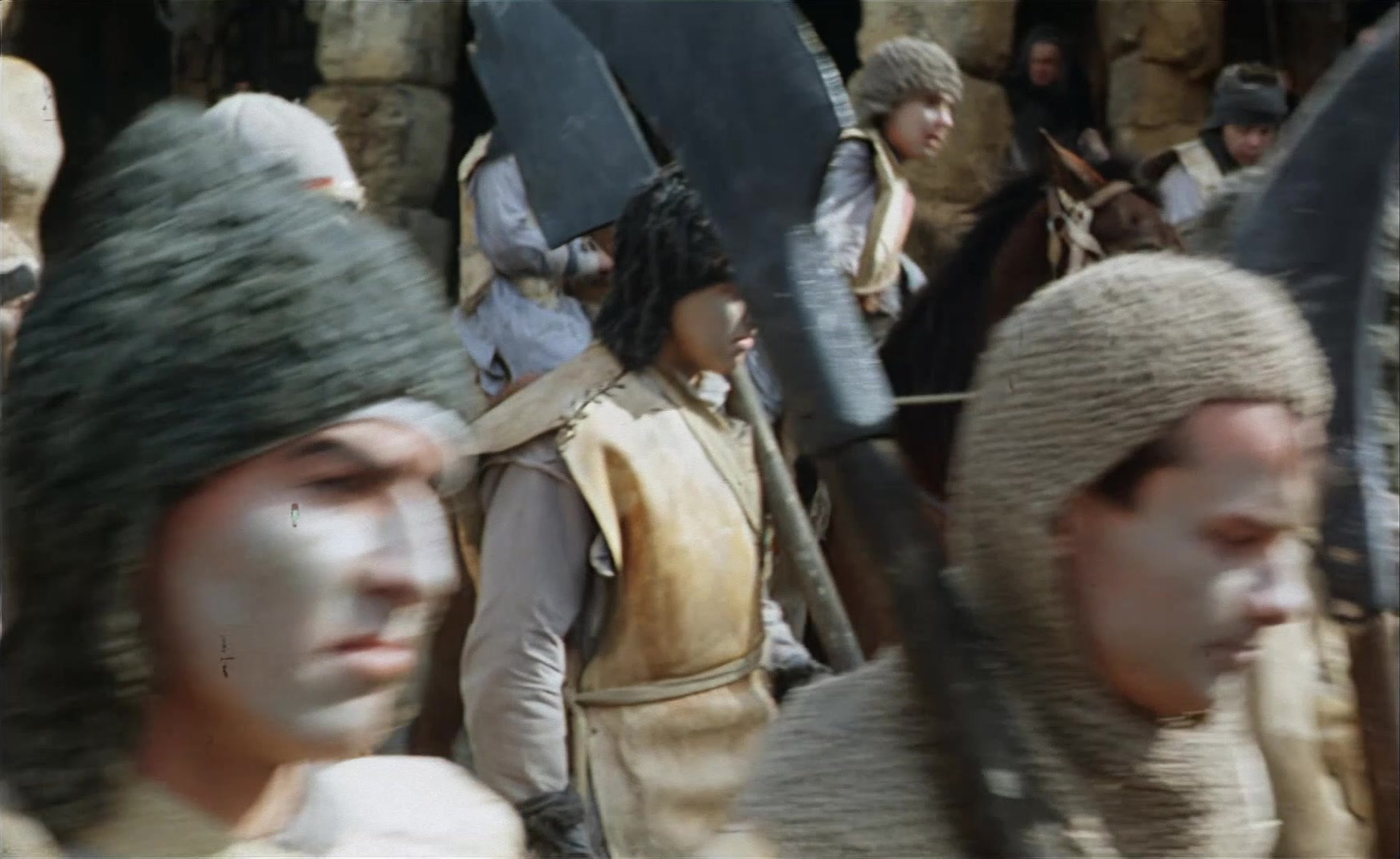 Es ist nicht leicht, ein Gott zu sein (1989), wide, 1.63:1 — film still