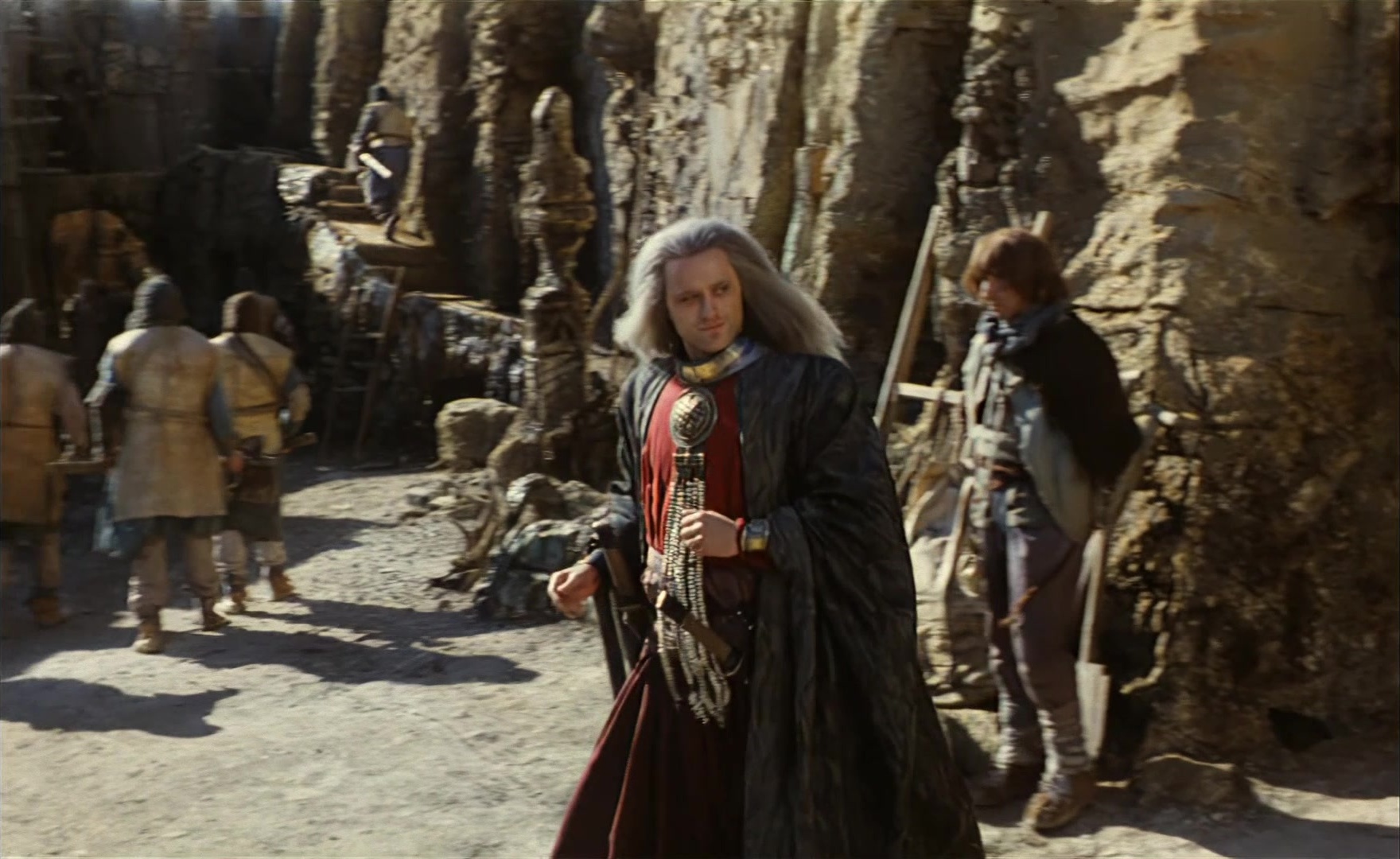 Es ist nicht leicht, ein Gott zu sein (1989), wide, 1.63:1 — film still