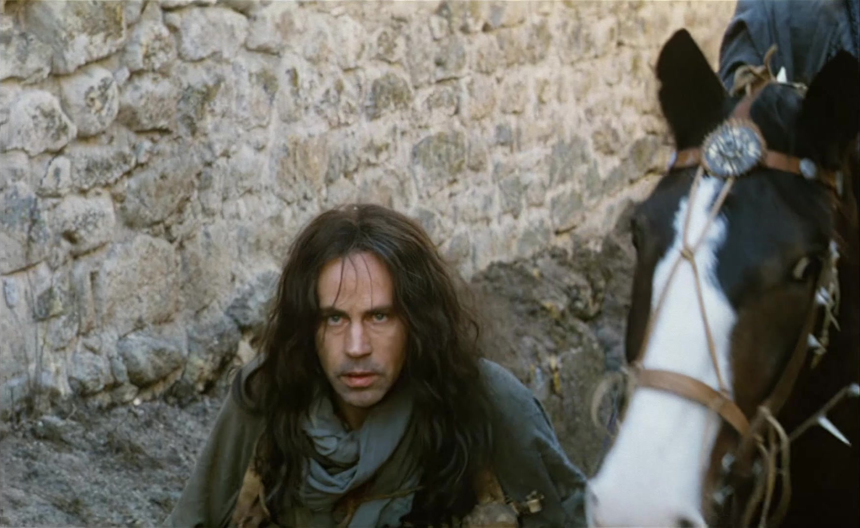 Es ist nicht leicht, ein Gott zu sein (1989), wide, 1.63:1 — film still