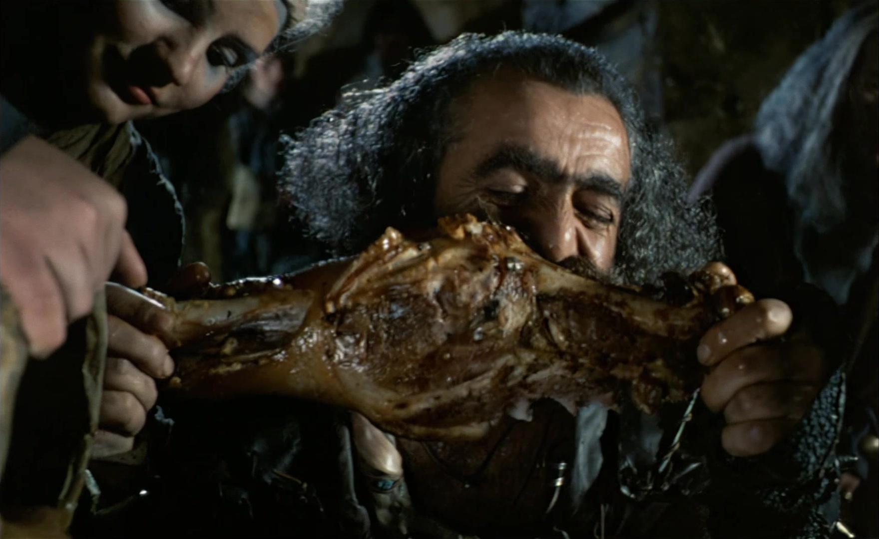 Es ist nicht leicht, ein Gott zu sein (1989), wide, 1.63:1 — film still