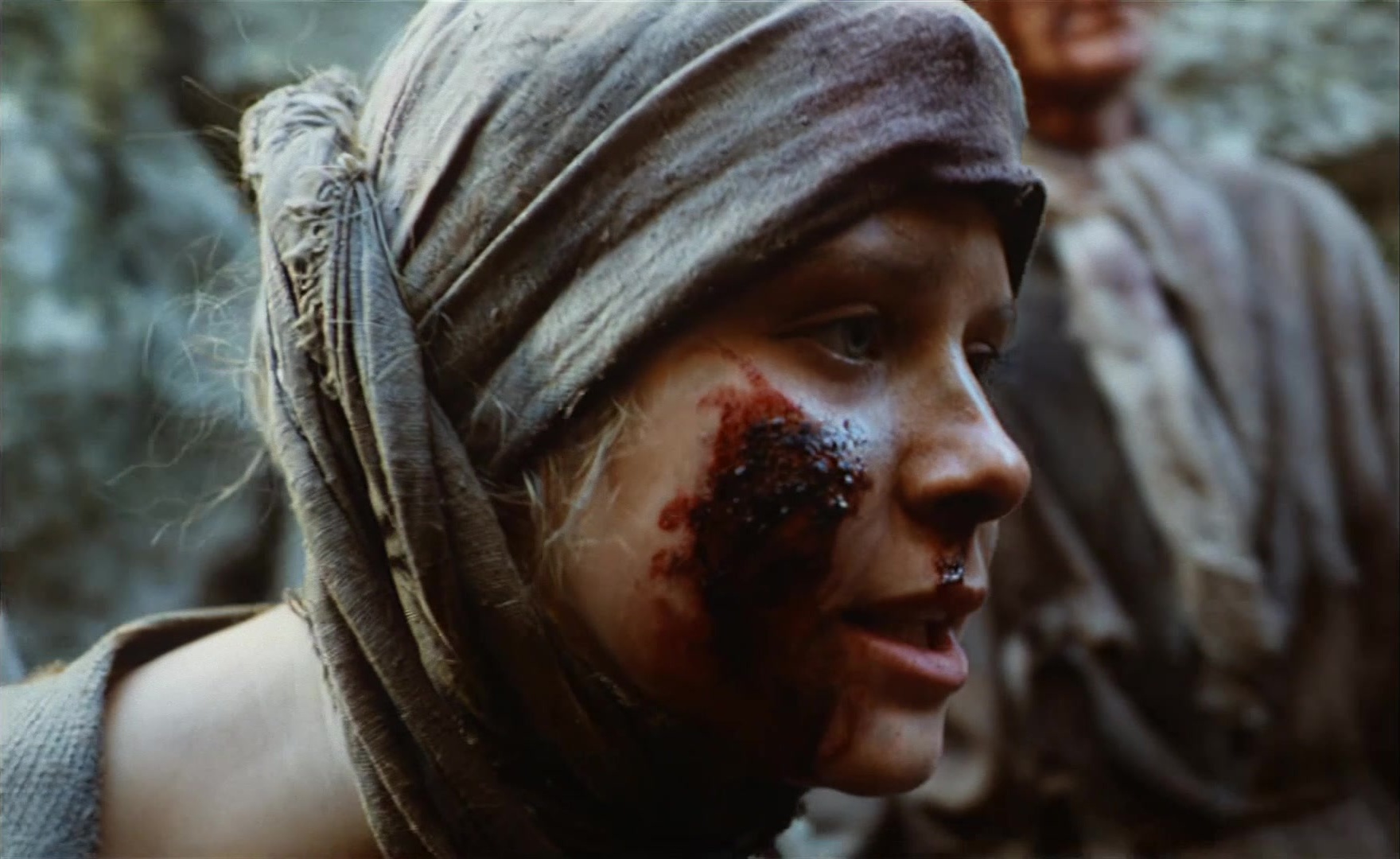 Es ist nicht leicht, ein Gott zu sein (1989), wide, 1.63:1 — film still