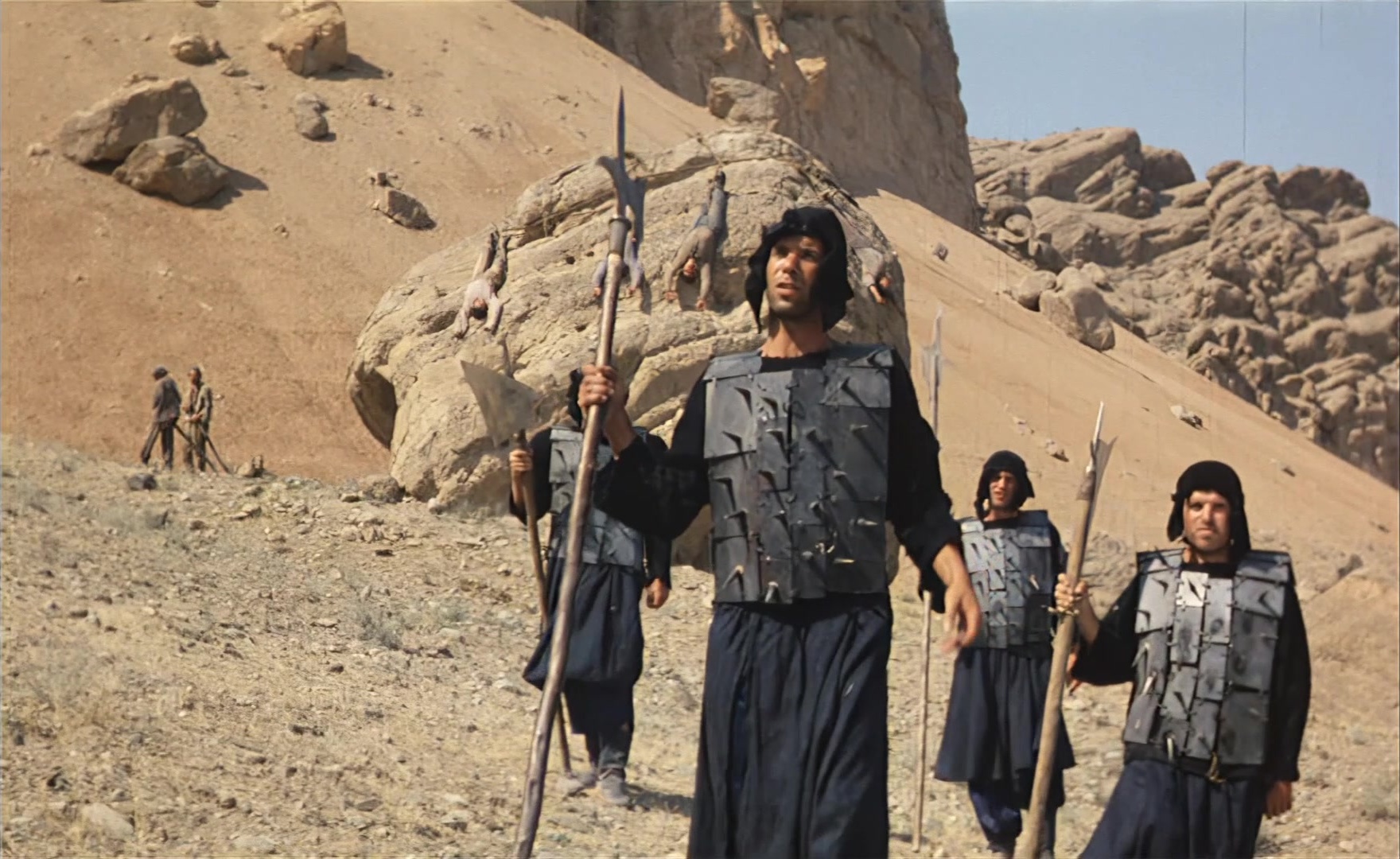 Es ist nicht leicht, ein Gott zu sein (1989), wide, 1.63:1 — film still