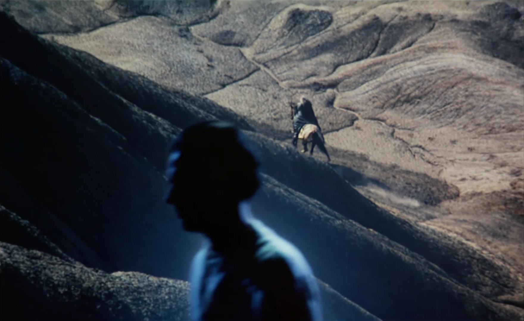 Es ist nicht leicht, ein Gott zu sein (1989), wide, 1.63:1 — film still