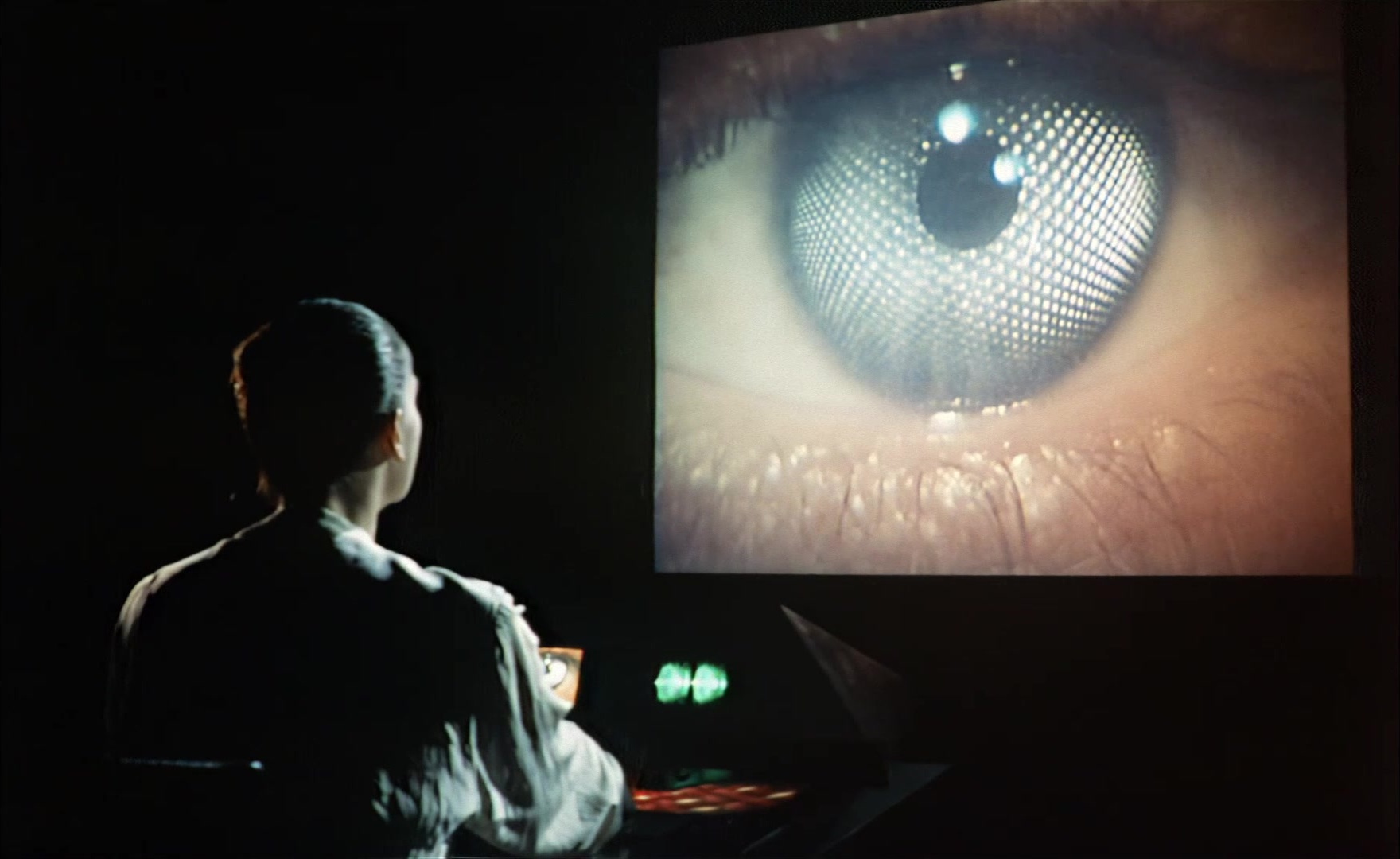 Es ist nicht leicht, ein Gott zu sein (1989), wide, 1.63:1 — film still