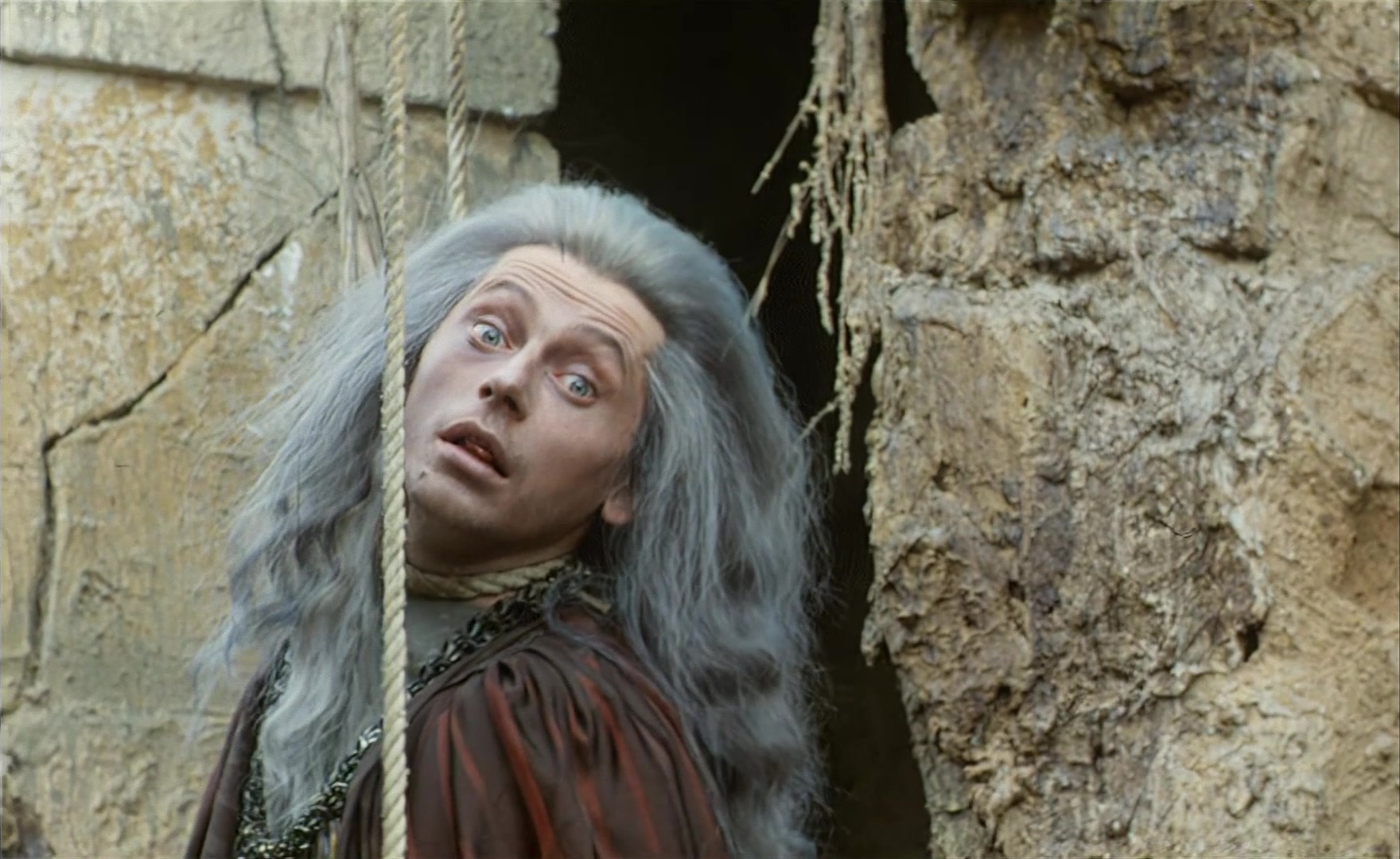 Es ist nicht leicht, ein Gott zu sein (1989), unknown, 1.63:1 — film still