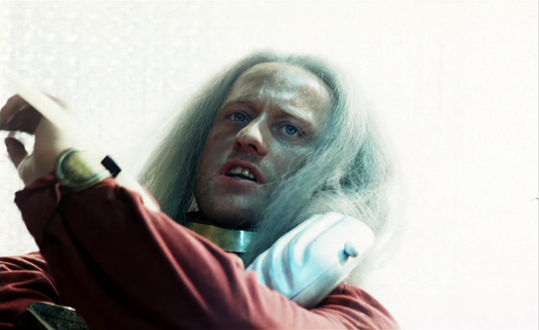 Es ist nicht leicht, ein Gott zu sein (1989), medium, 1.63:1 — film still