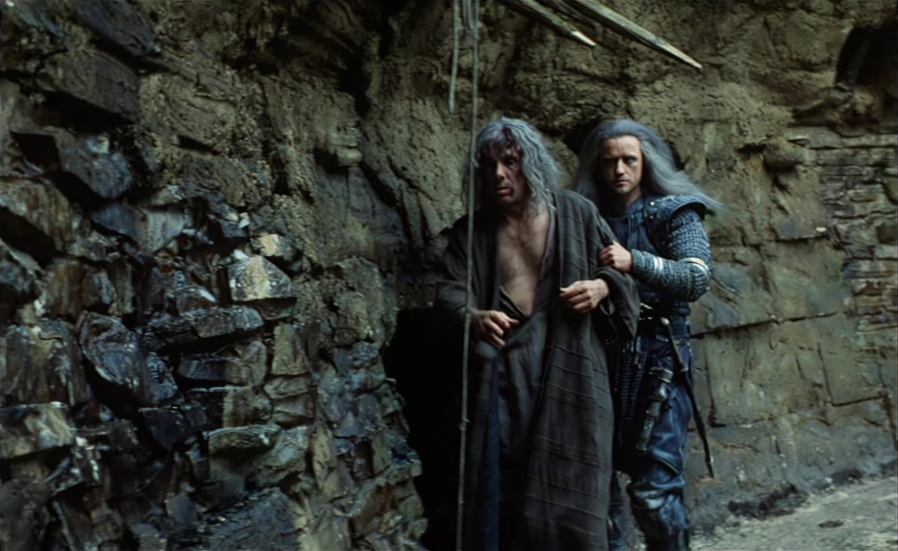 Es ist nicht leicht, ein Gott zu sein (1989), wide, 1.63:1 — film still