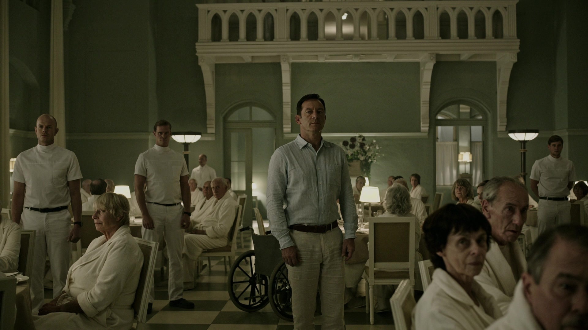 A Cure for Wellness (2017), wide, 1.78:1 — film still