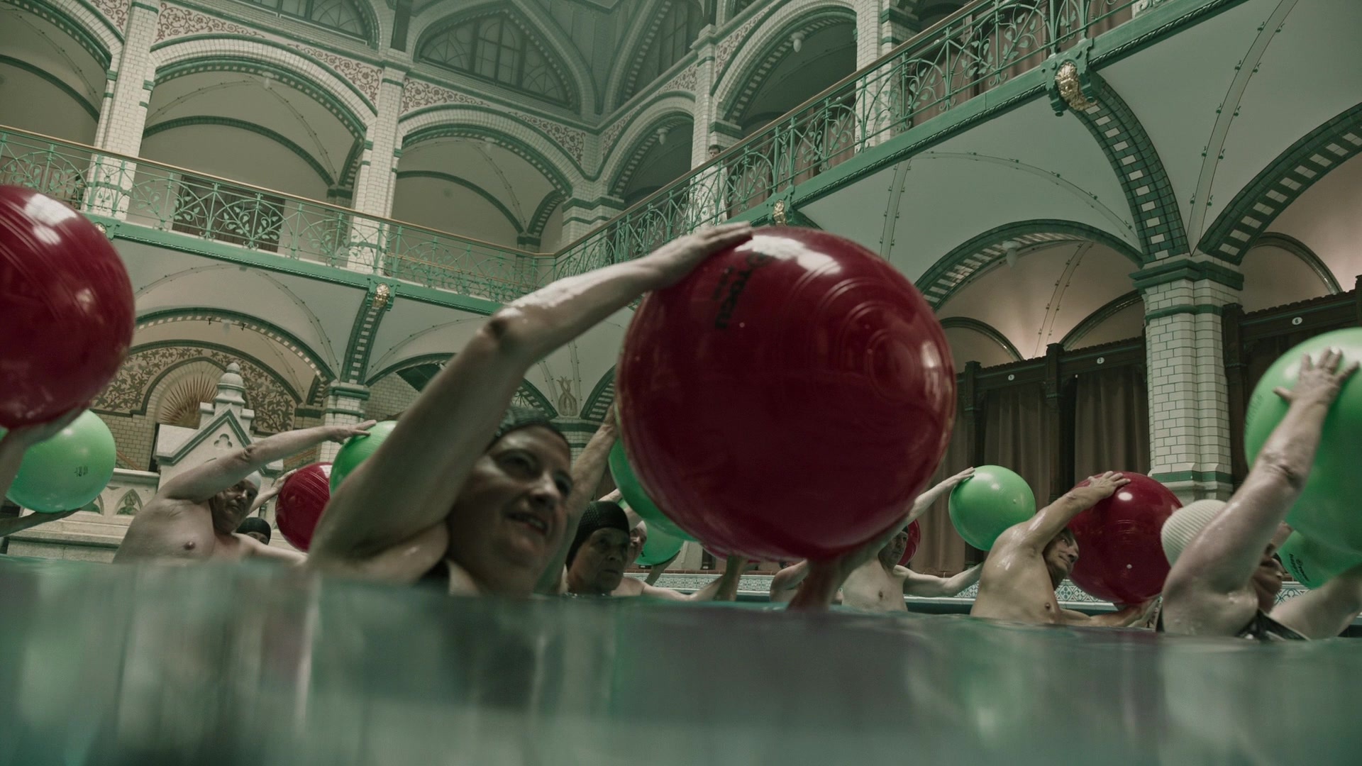 A Cure for Wellness (2017), wide, 1.78:1 — film still