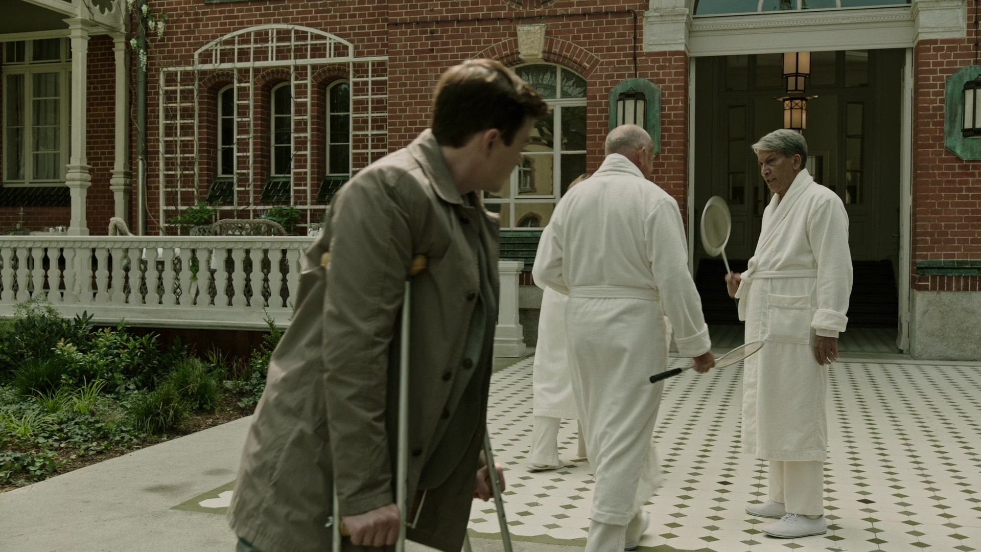 A Cure for Wellness (2017), medium, 1.78:1 — film still