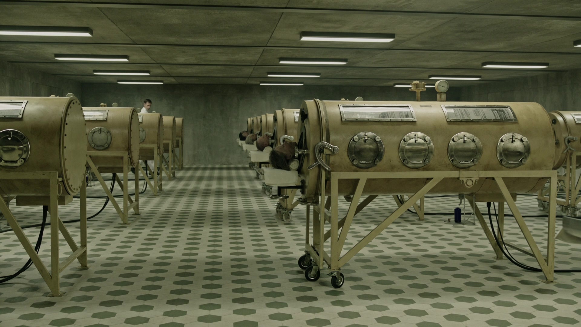 A Cure for Wellness (2017), wide, 1.78:1 — film still