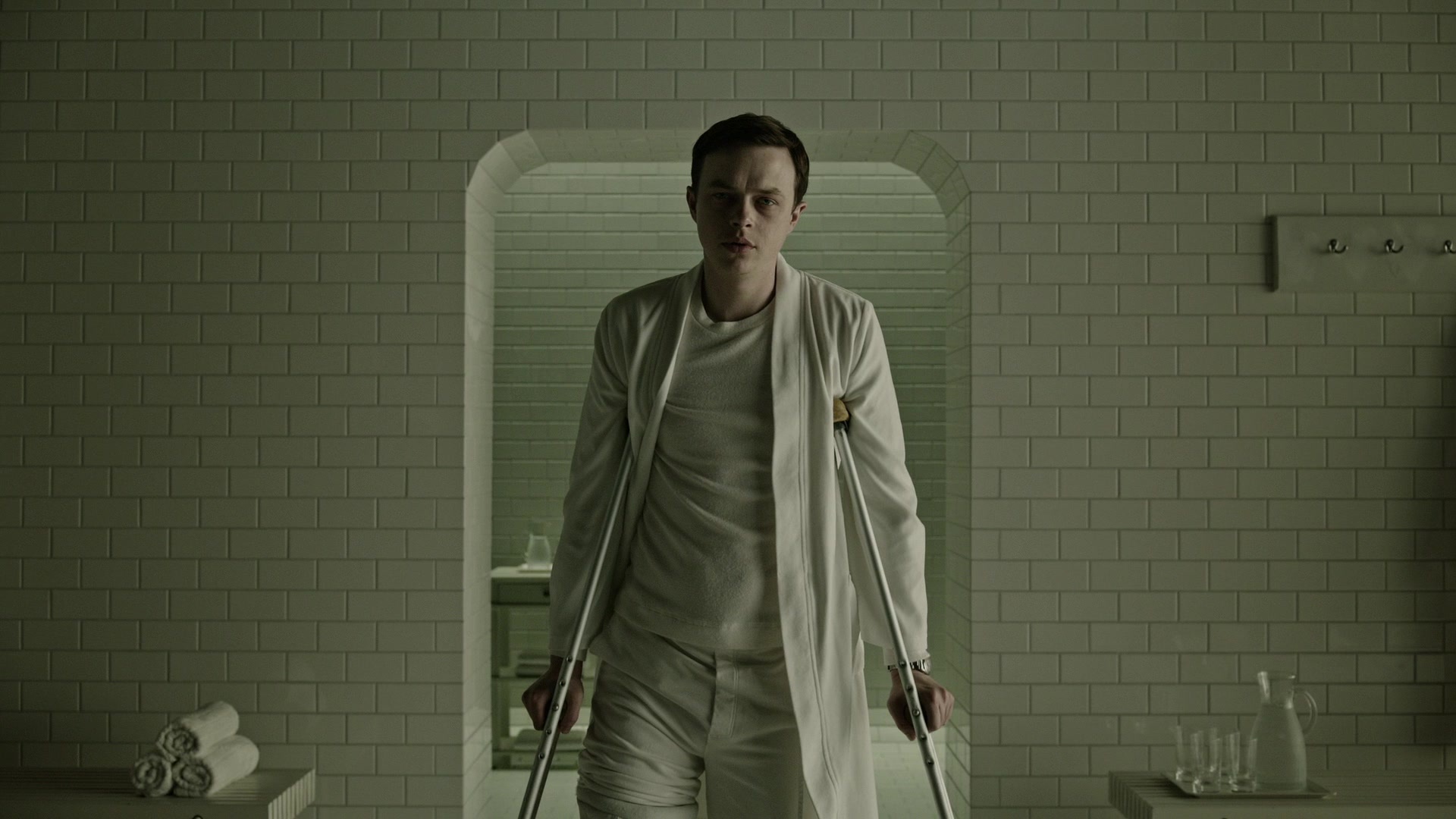 A Cure for Wellness (2017), wide, 1.78:1 — film still