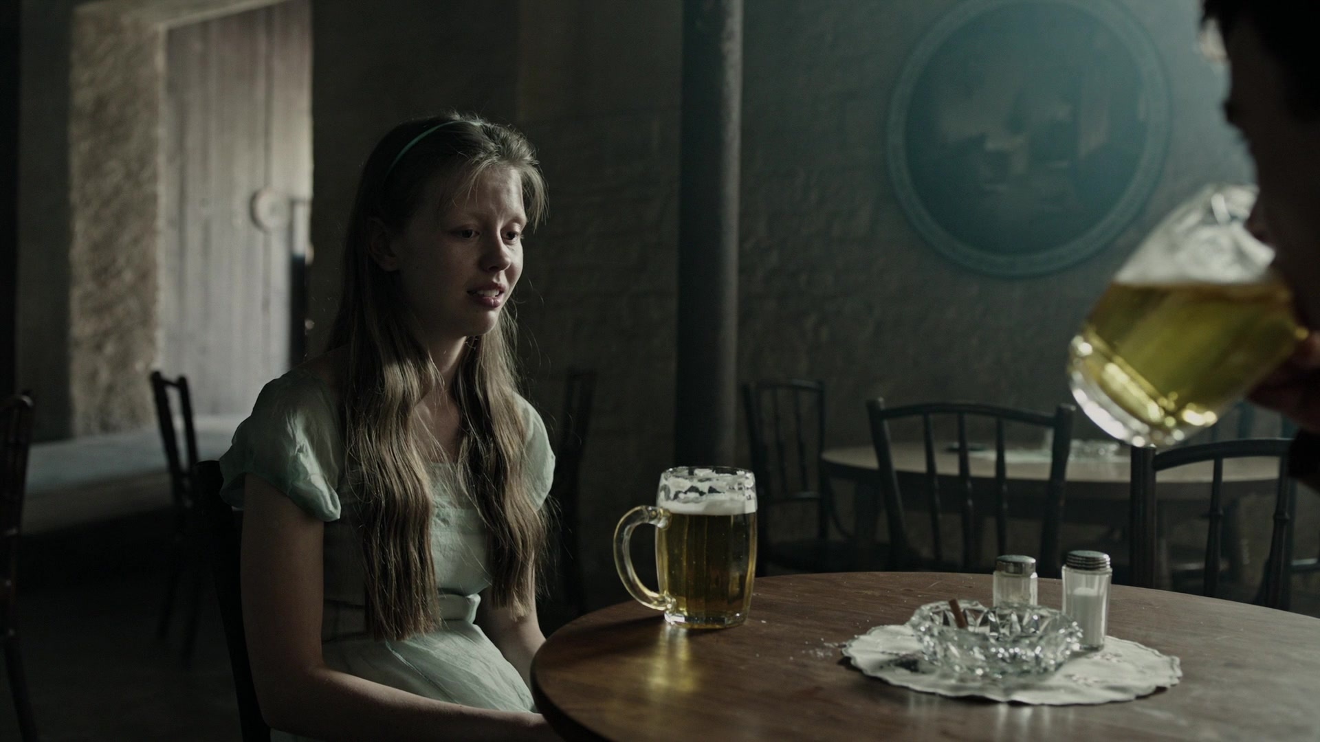 A Cure for Wellness (2017), wide, 1.78:1 — film still