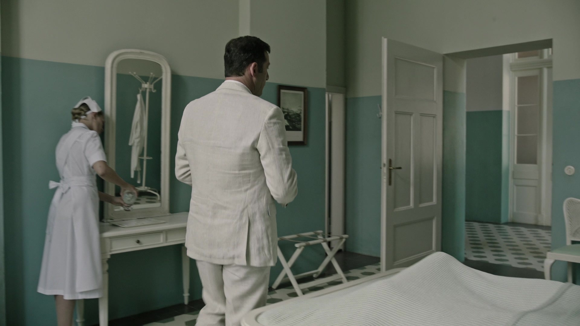 A Cure for Wellness (2017), wide, 1.78:1 — film still