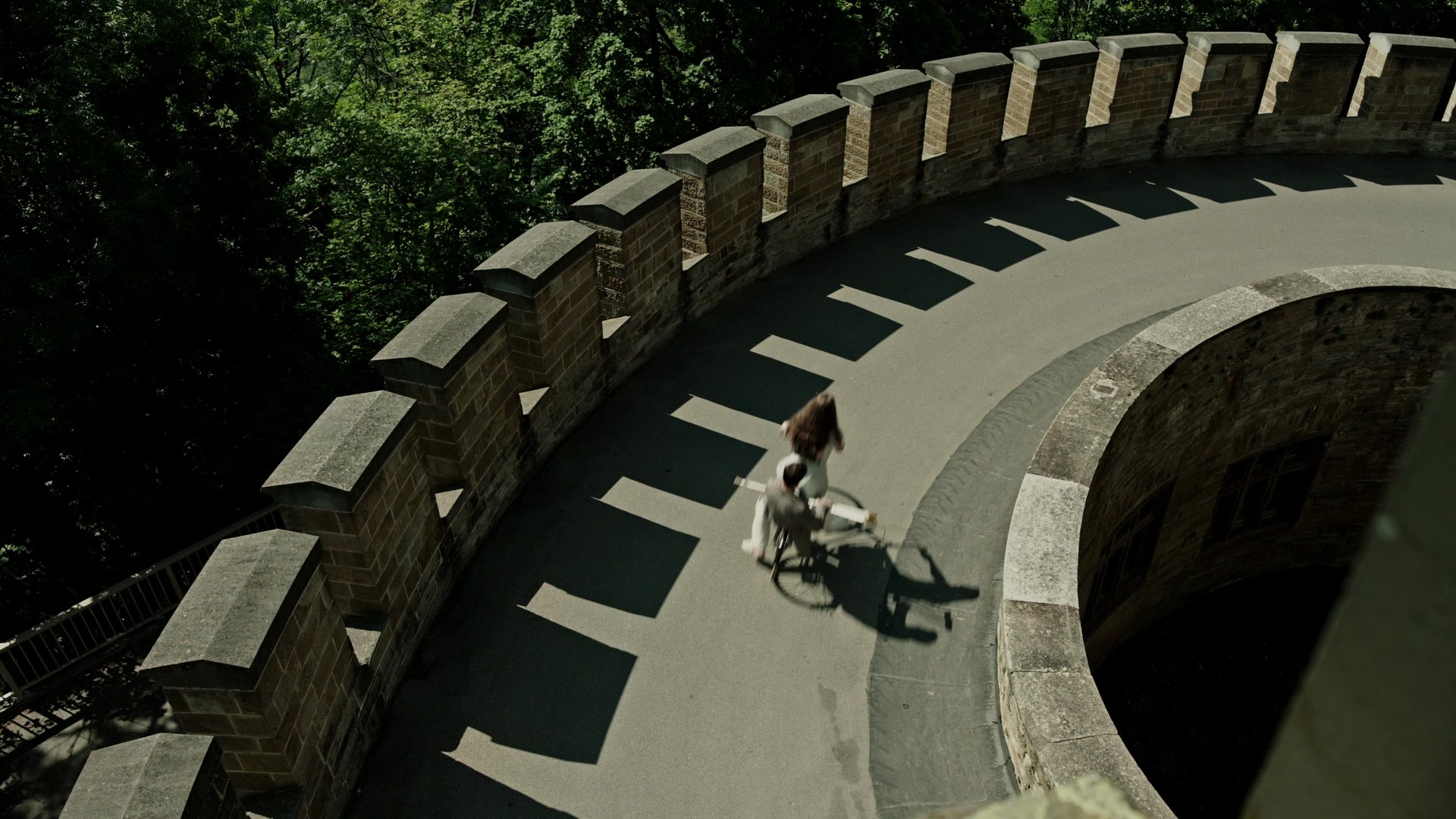 A Cure for Wellness (2017), wide, 1.78:1 — film still