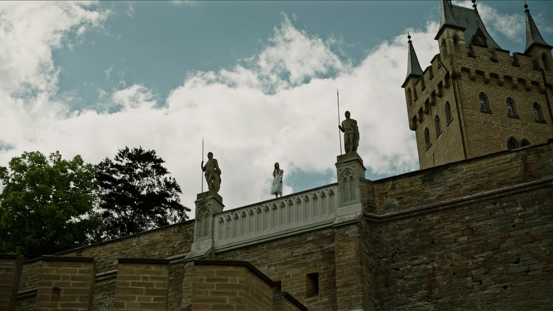 A Cure for Wellness (2017), wide, 1.78:1 — film still