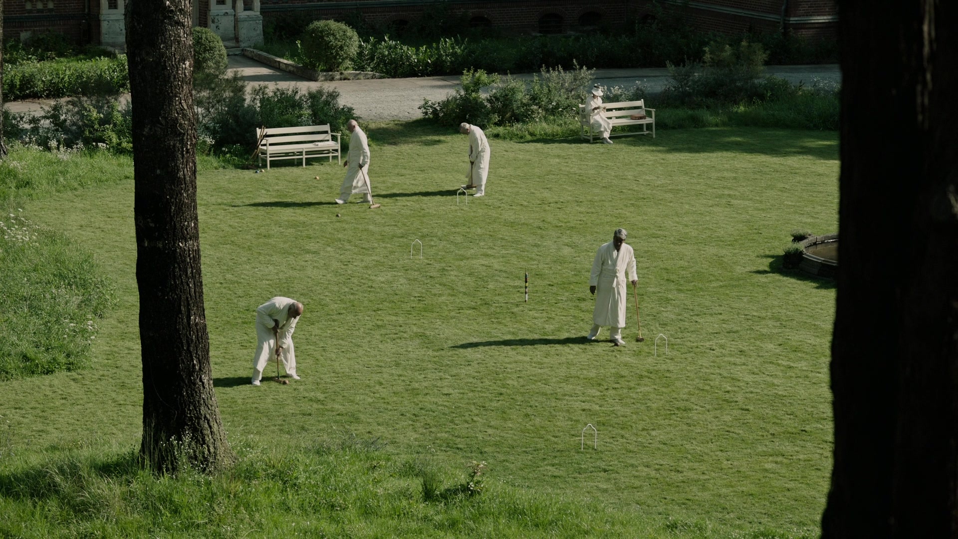 A Cure for Wellness (2017), wide, 1.78:1 — film still