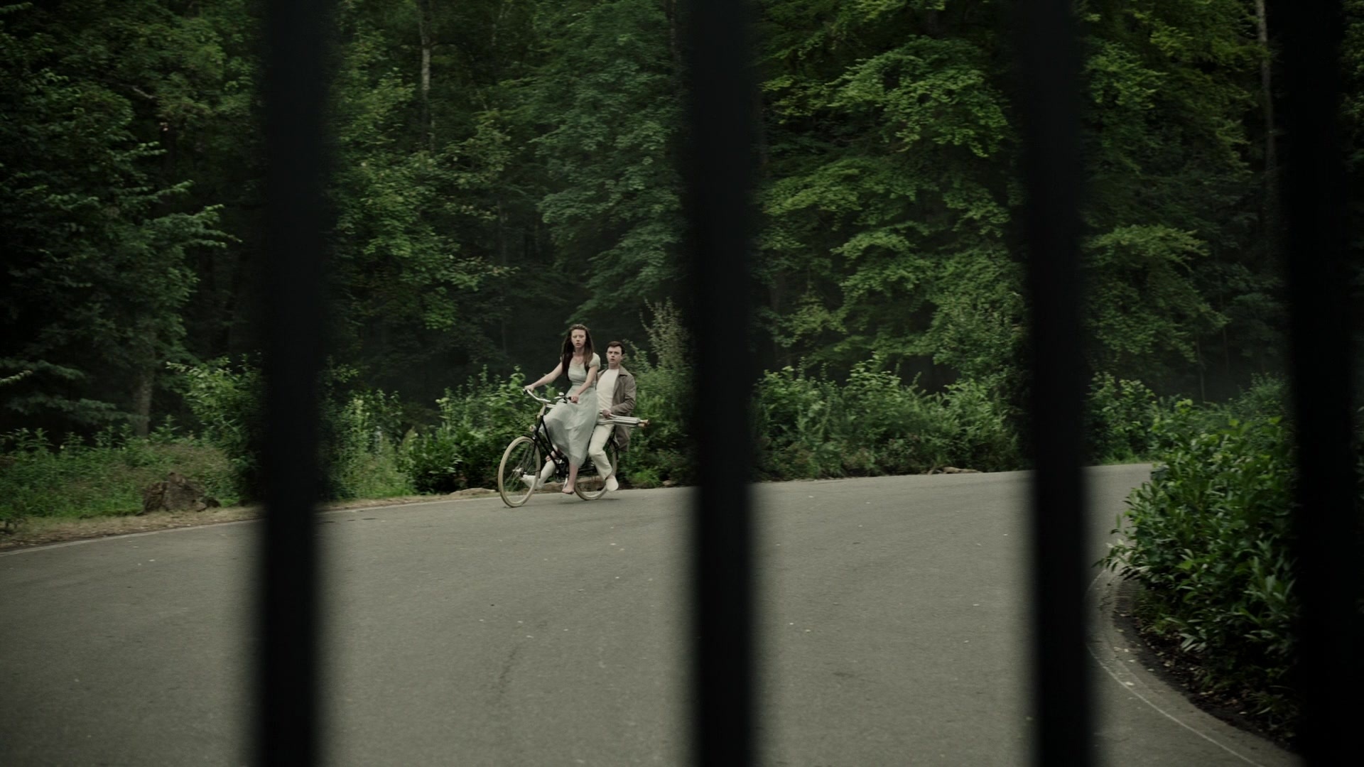 A Cure for Wellness (2017), wide, 1.78:1 — film still