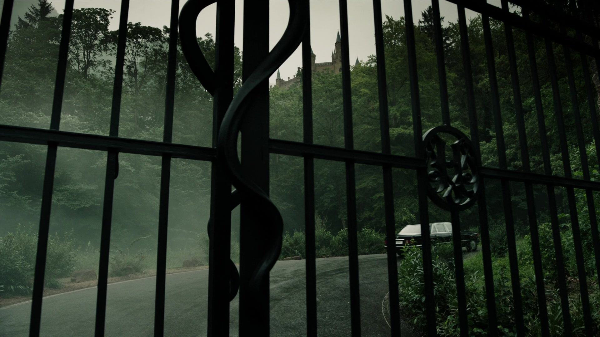 A Cure for Wellness (2017), wide, 1.78:1 — film still