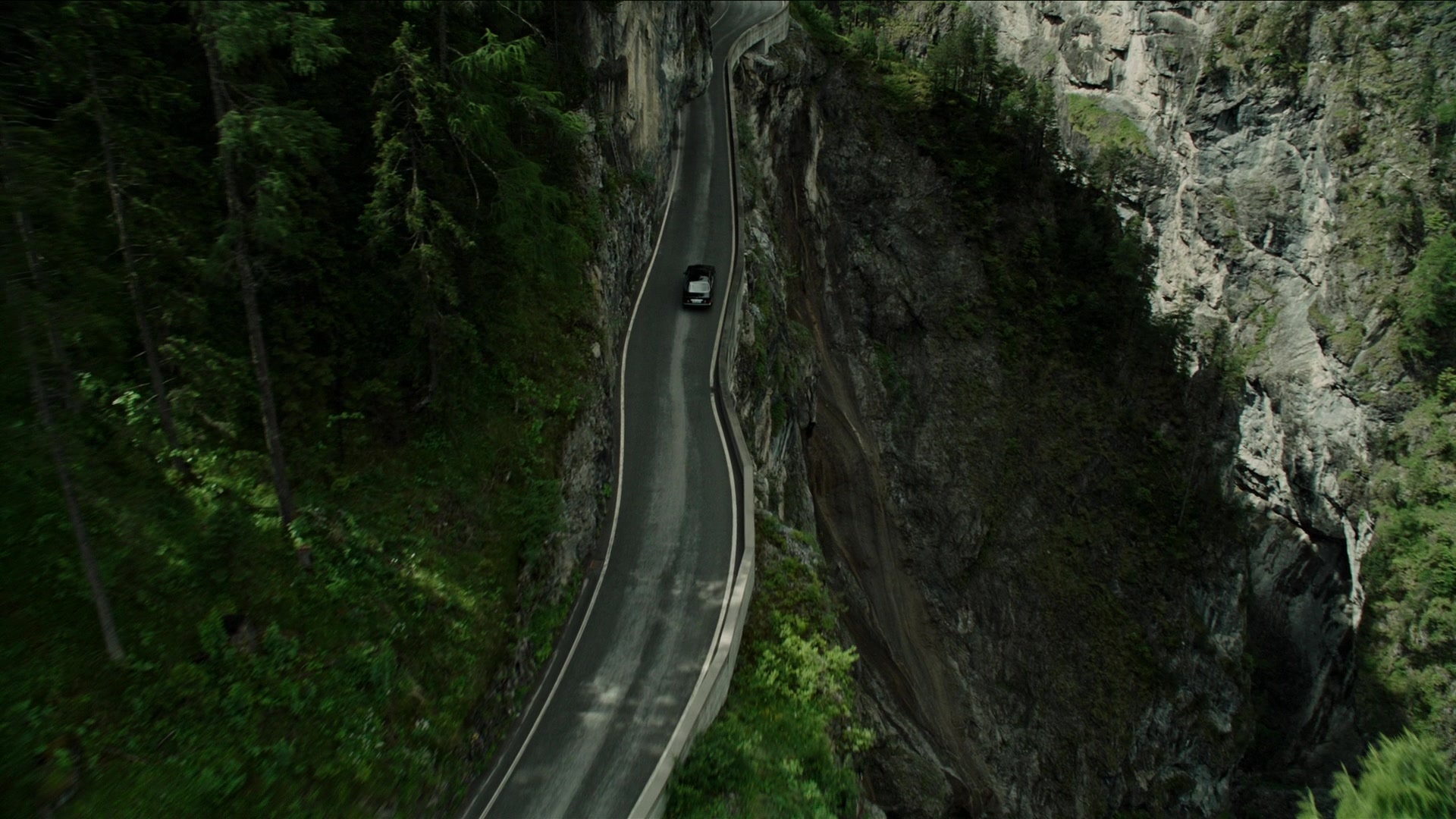 A Cure for Wellness (2017), wide, 1.78:1 — film still