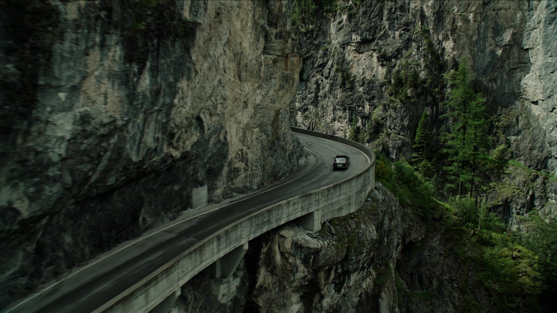 A Cure for Wellness (2017), wide, 1.78:1 — film still
