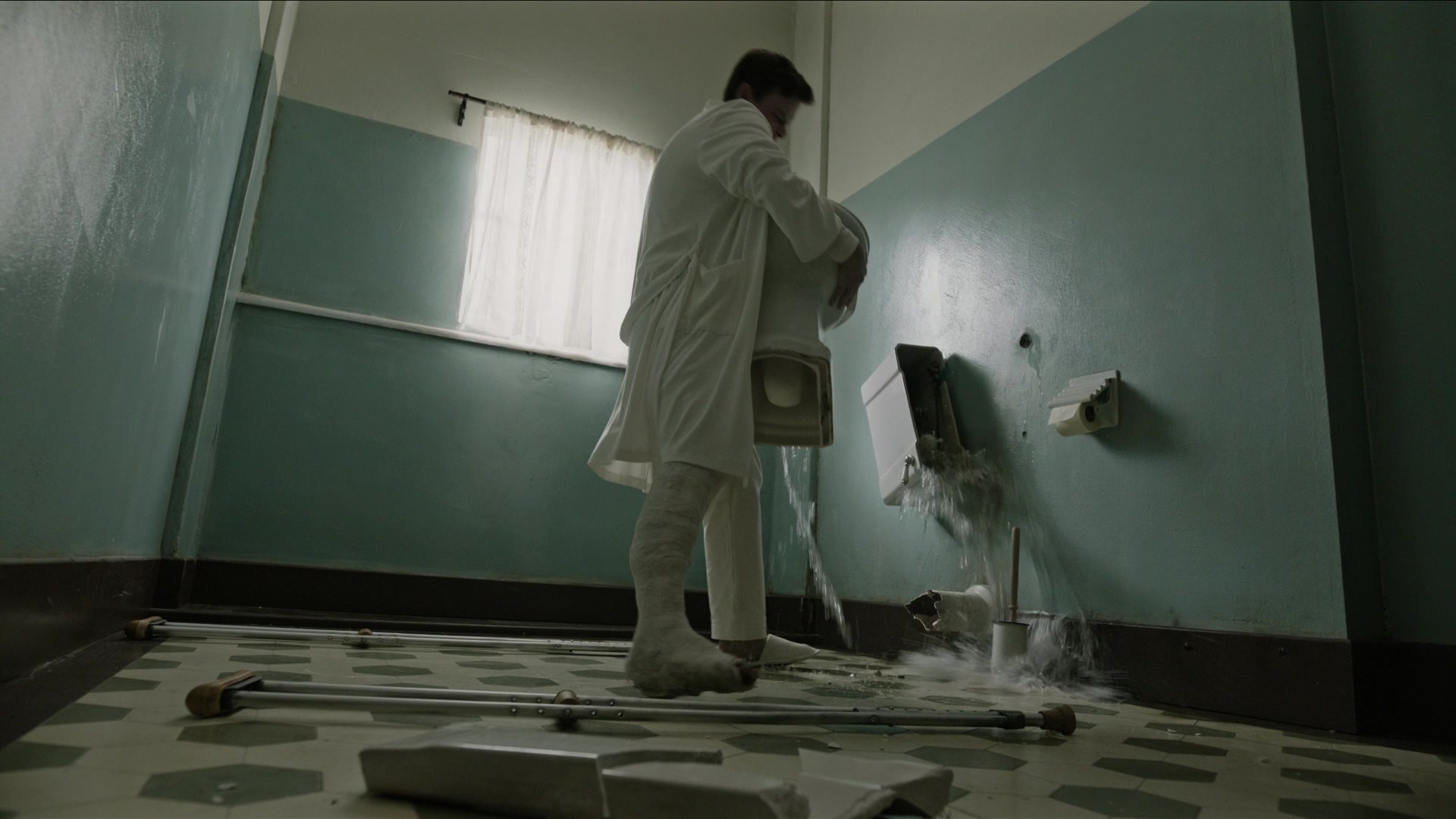 A Cure for Wellness (2017), unknown, 1.78:1 — film still