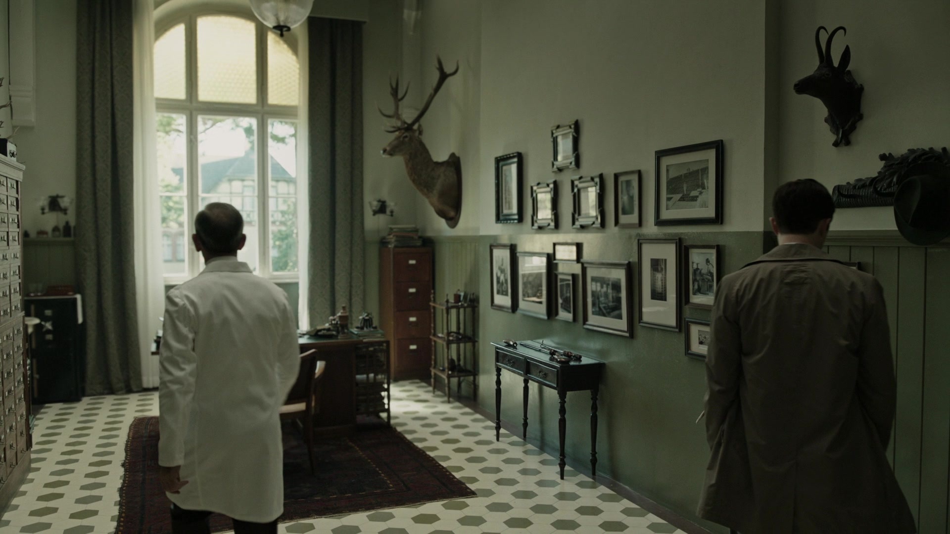 A Cure for Wellness (2017), wide, 1.78:1 — film still