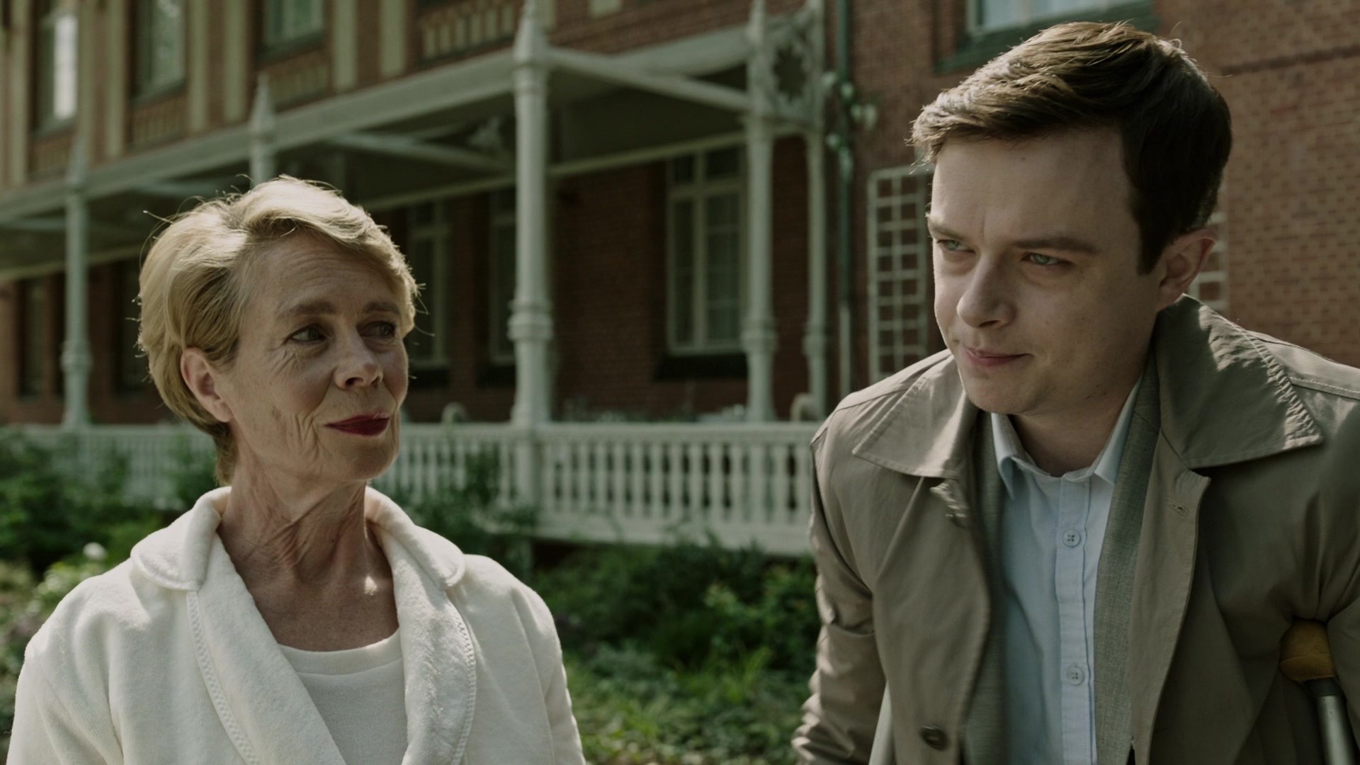 A Cure for Wellness (2017), wide, 1.78:1 — film still