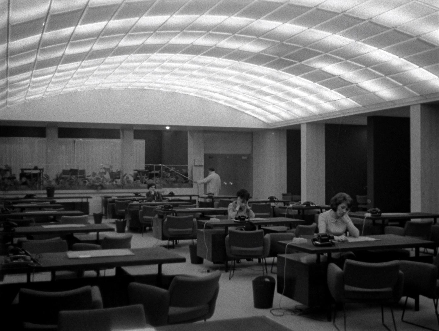 Alphaville: Une étrange aventure de Lemmy Caution (1965), unknown, 1.33:1 — film still