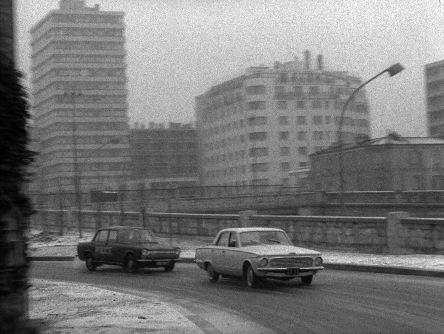 Alphaville: Une étrange aventure de Lemmy Caution (1965), unknown, 1.33:1 — film still