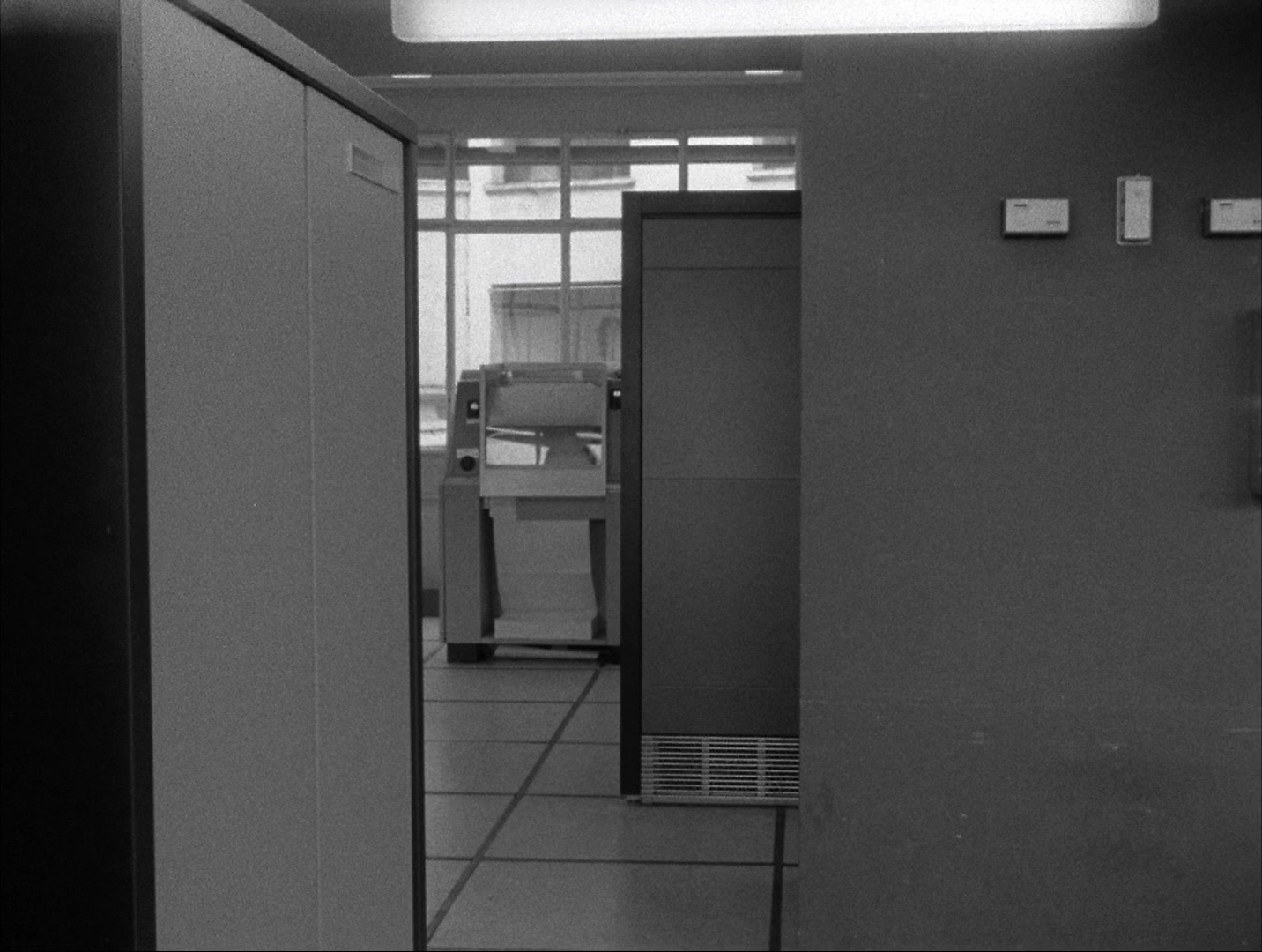 Alphaville: Une étrange aventure de Lemmy Caution (1965), wide, 1.33:1 — film still