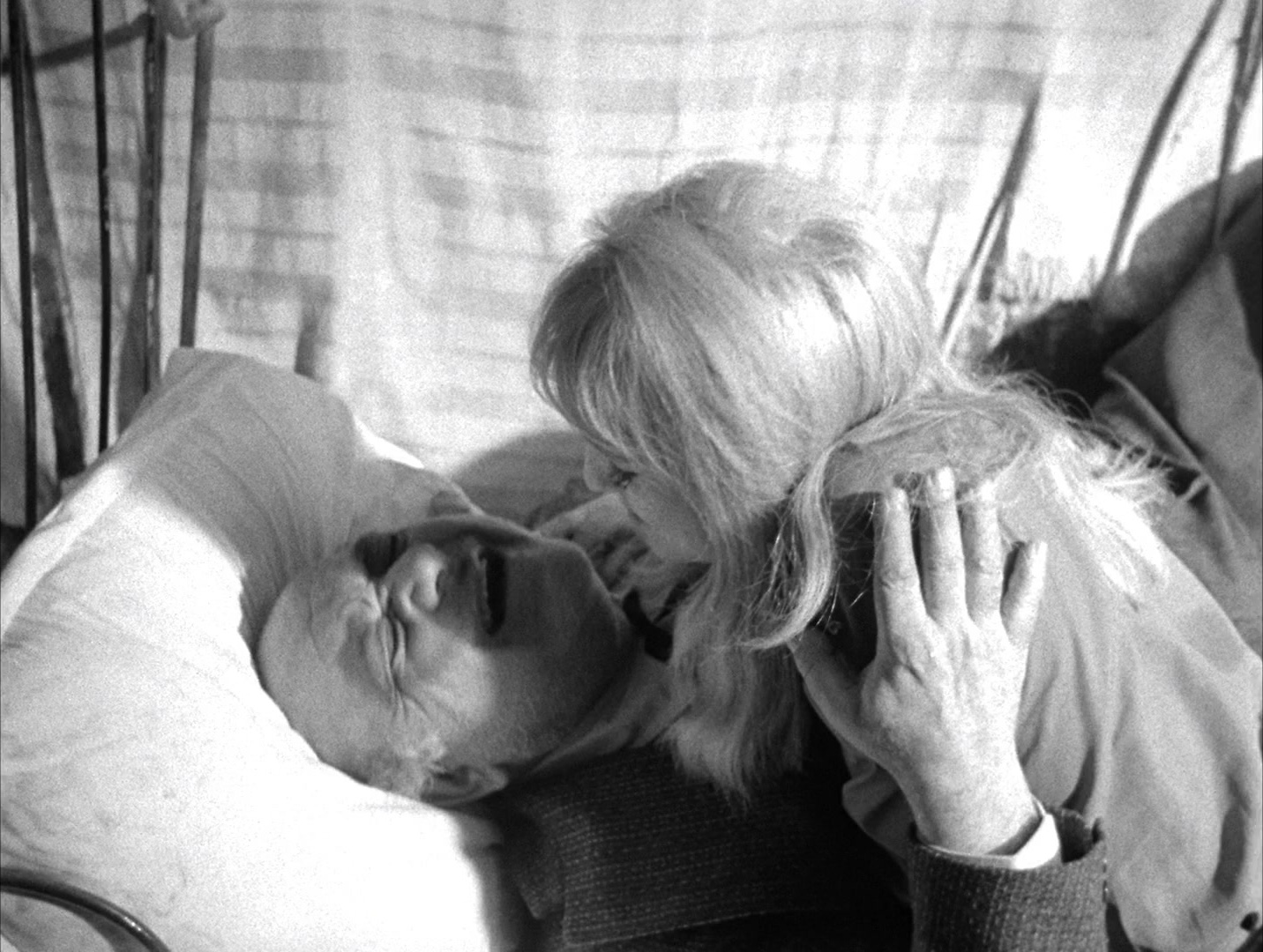 Alphaville: Une étrange aventure de Lemmy Caution (1965), wide, 1.33:1 — film still