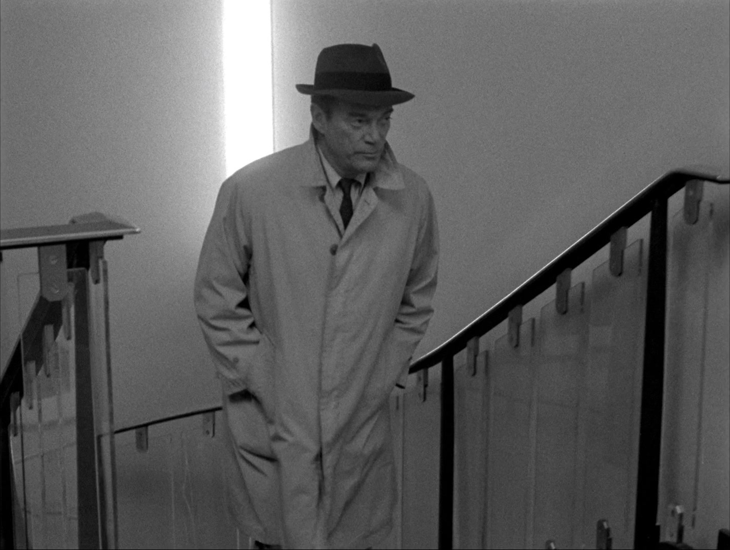 Alphaville: Une étrange aventure de Lemmy Caution (1965), wide, 1.33:1 — film still