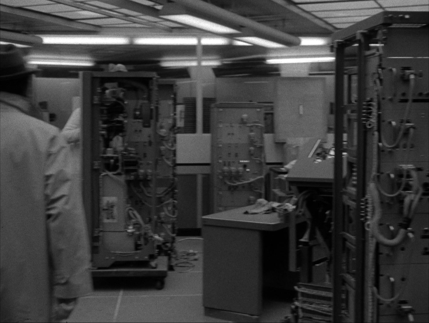 Alphaville: Une étrange aventure de Lemmy Caution (1965), wide, 1.33:1 — film still