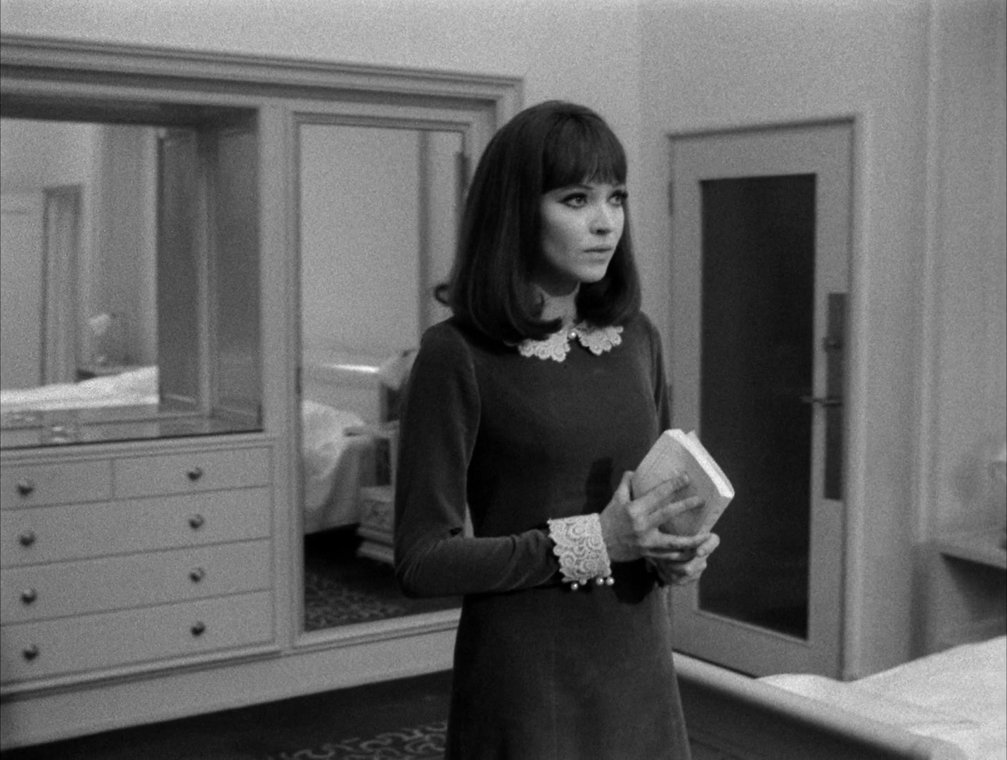 Alphaville: Une étrange aventure de Lemmy Caution (1965), wide, 1.33:1 — film still