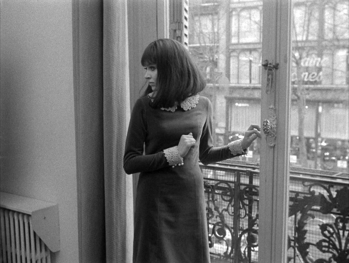 Alphaville: Une étrange aventure de Lemmy Caution (1965), wide, 1.33:1 — film still