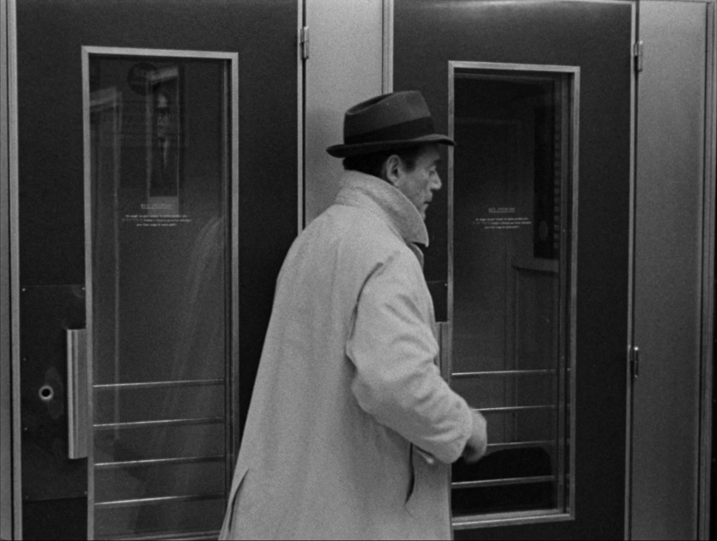 Alphaville: Une étrange aventure de Lemmy Caution (1965), wide, 1.33:1 — film still