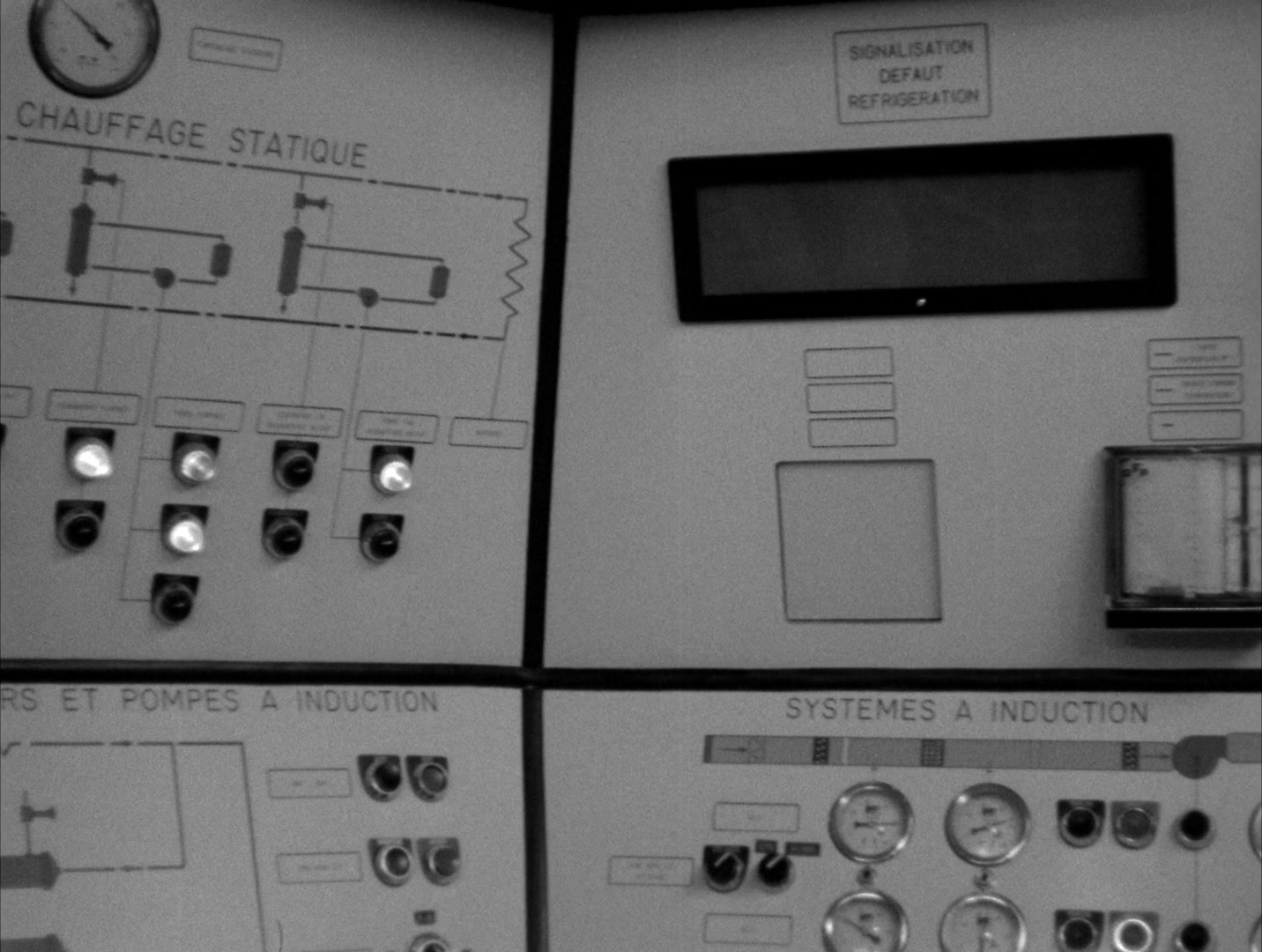 Alphaville: Une étrange aventure de Lemmy Caution (1965), wide, 1.33:1 — film still