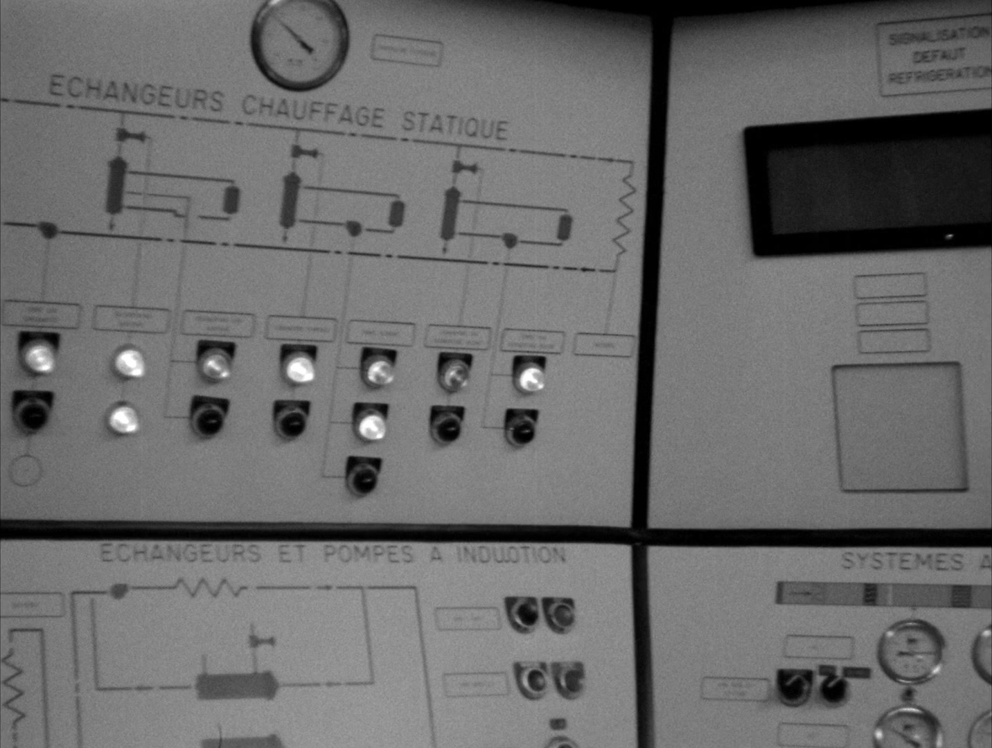 Alphaville: Une étrange aventure de Lemmy Caution (1965), wide, 1.33:1 — film still