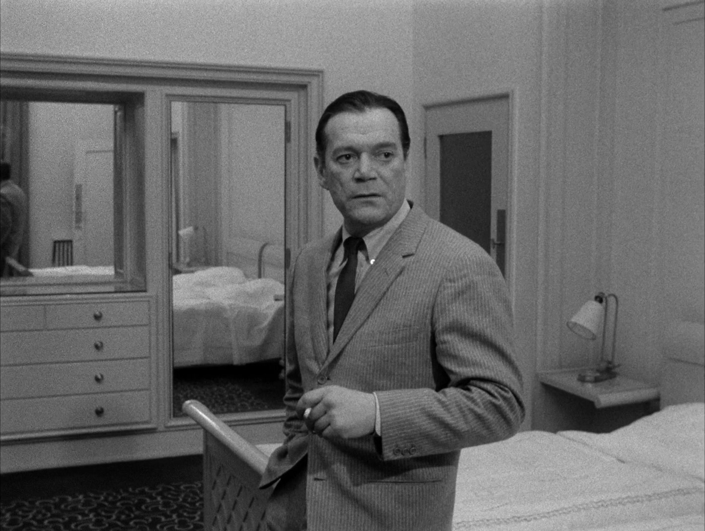 Alphaville: Une étrange aventure de Lemmy Caution (1965), wide, 1.33:1 — film still