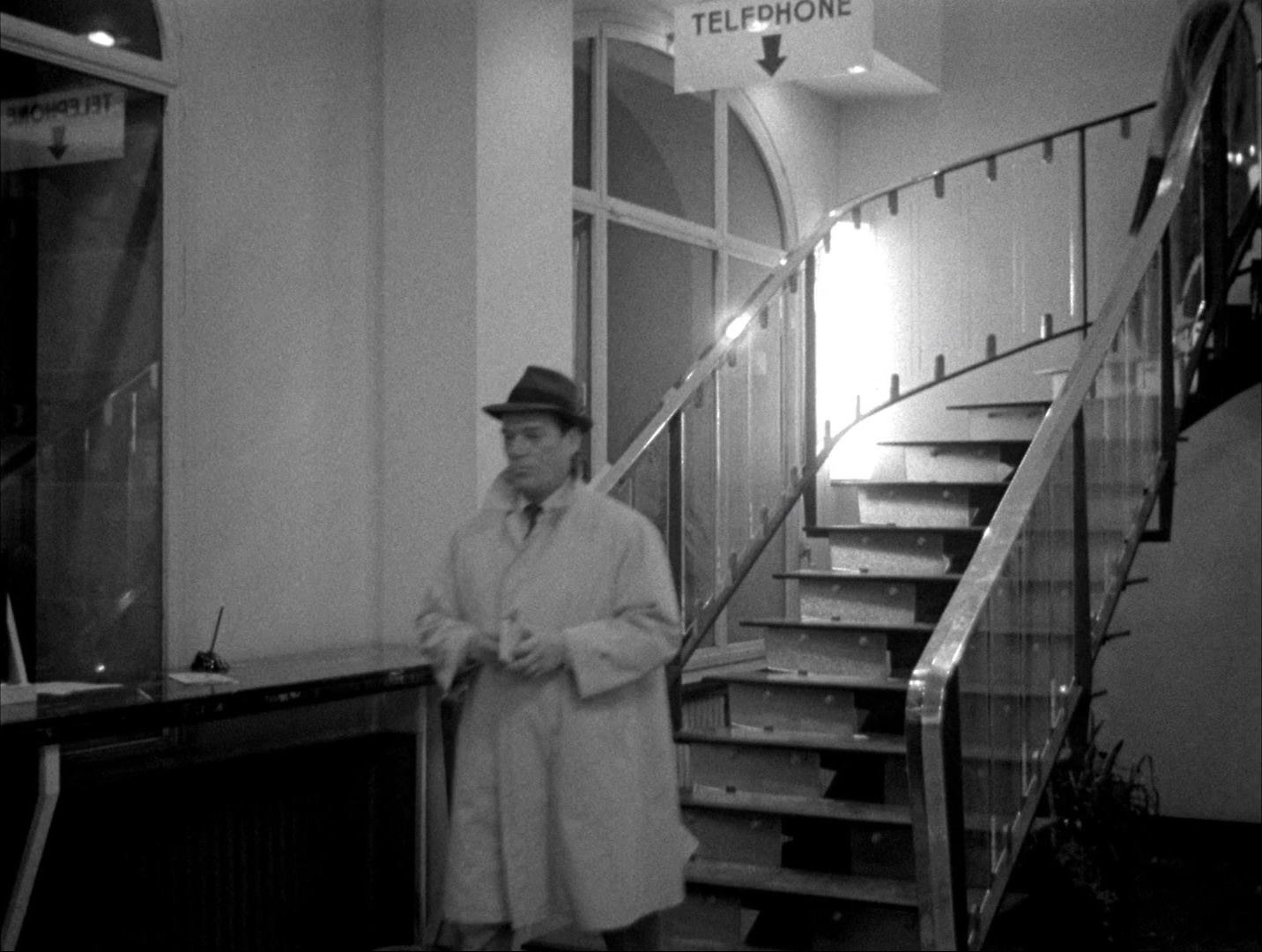 Alphaville: Une étrange aventure de Lemmy Caution (1965), wide, 1.33:1 — film still